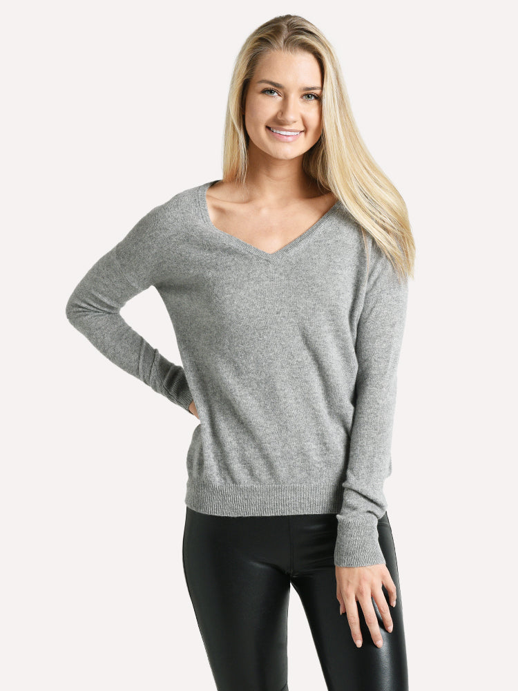 White+Warren Essential V Neck