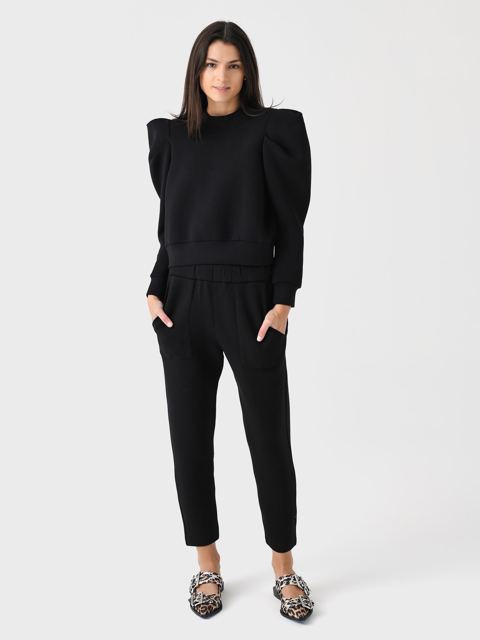 Hunter Bell Women's Teddy Sweatshirt