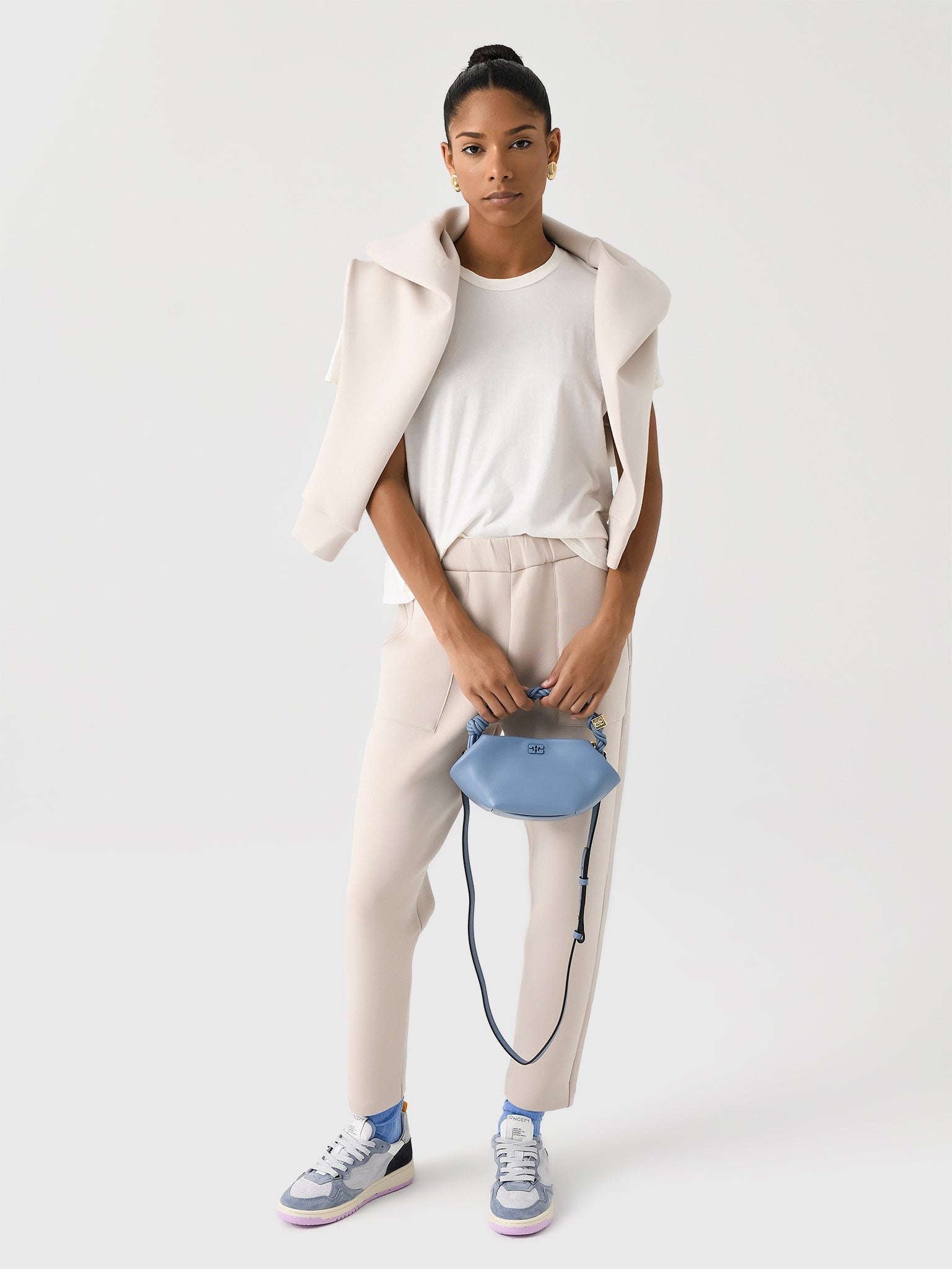 Hunter Bell Women's Teddy Sweatshirt