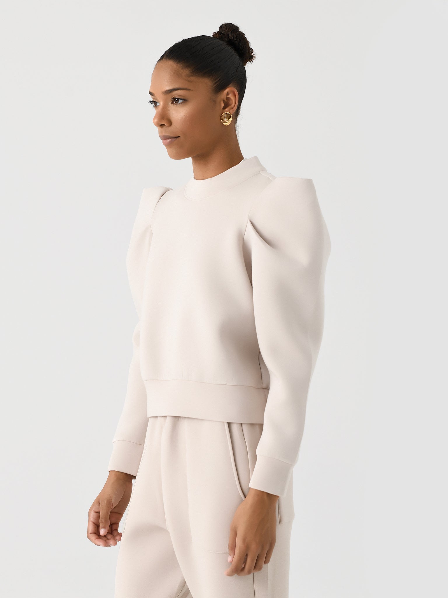 Hunter Bell Women's Teddy Sweatshirt