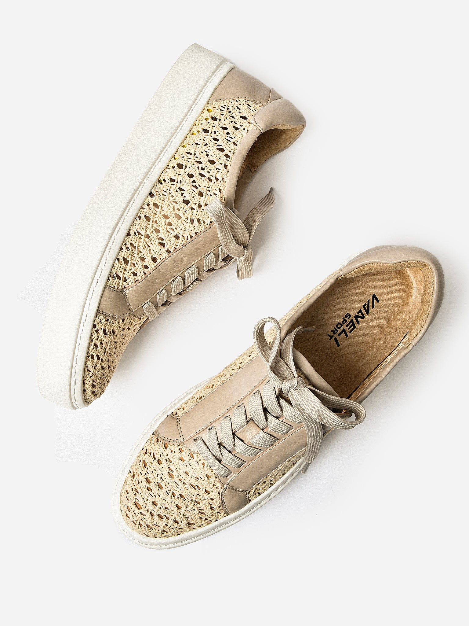 Vaneli Women's Yoman Sneaker