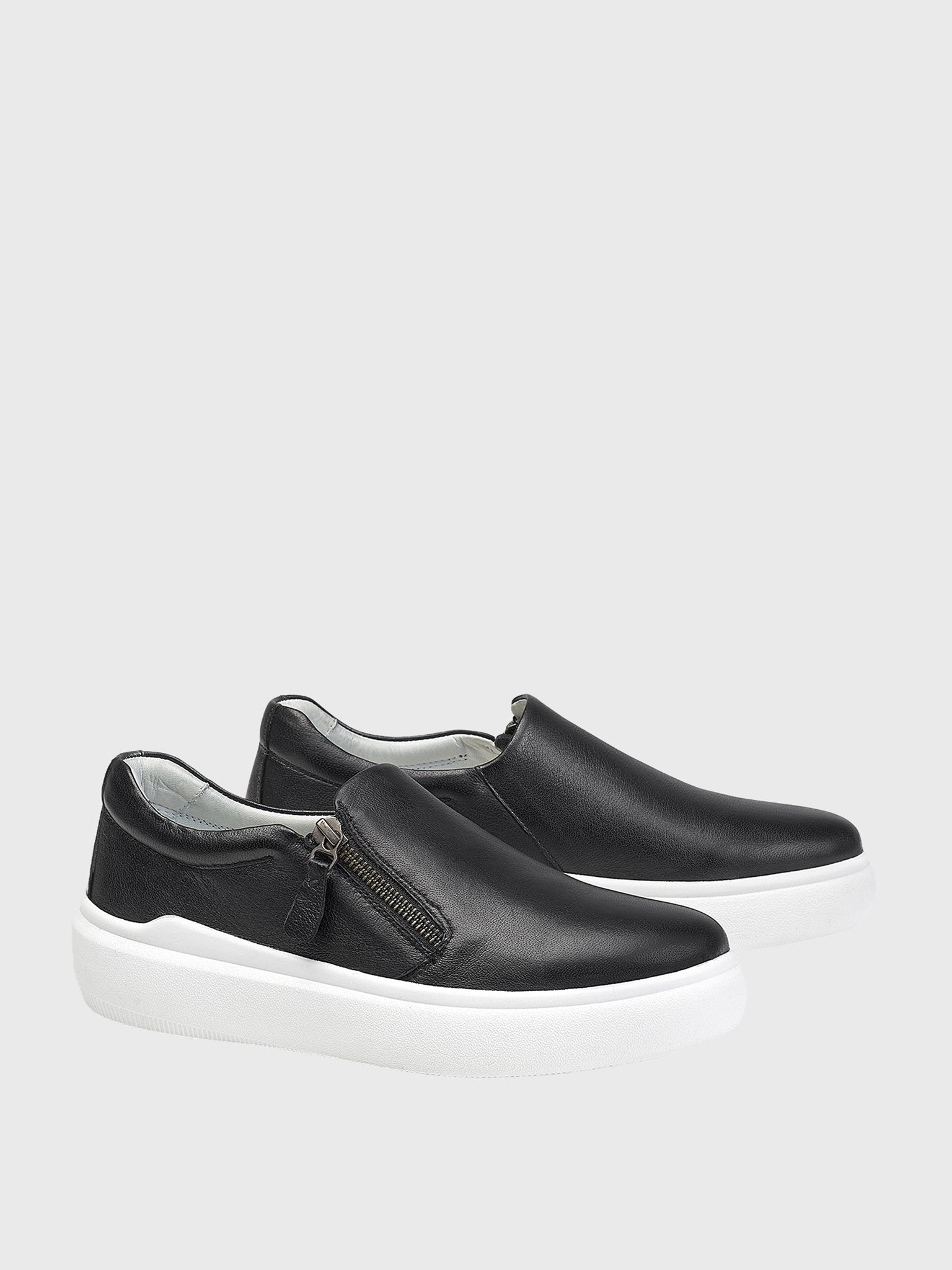 Trask Women's Luna Sneaker