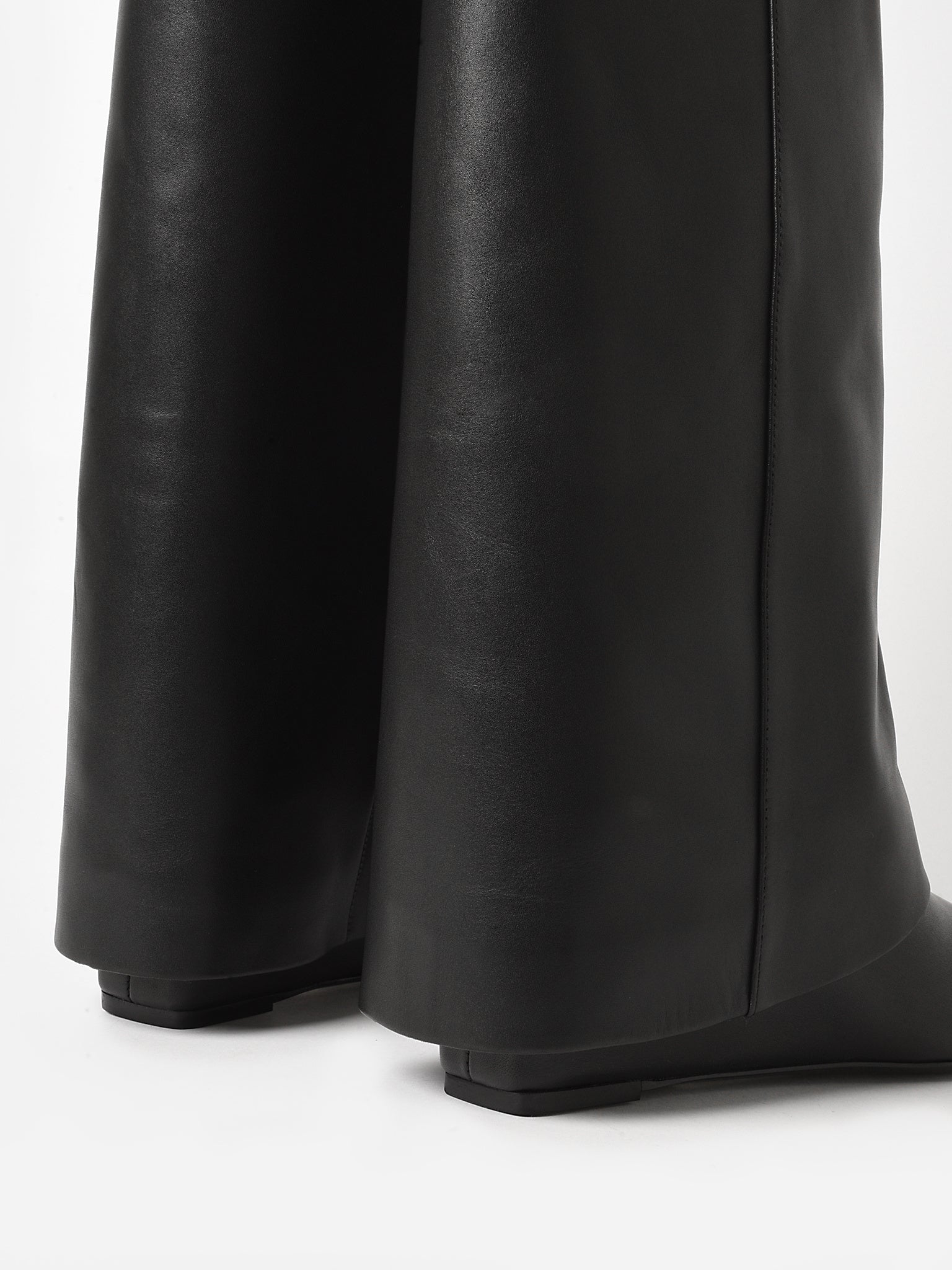 Simkhai Women's Freyja Belted Foldover Boot