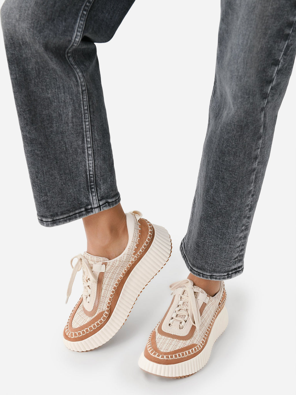 Dolce Vita Women's Dolen Sneaker