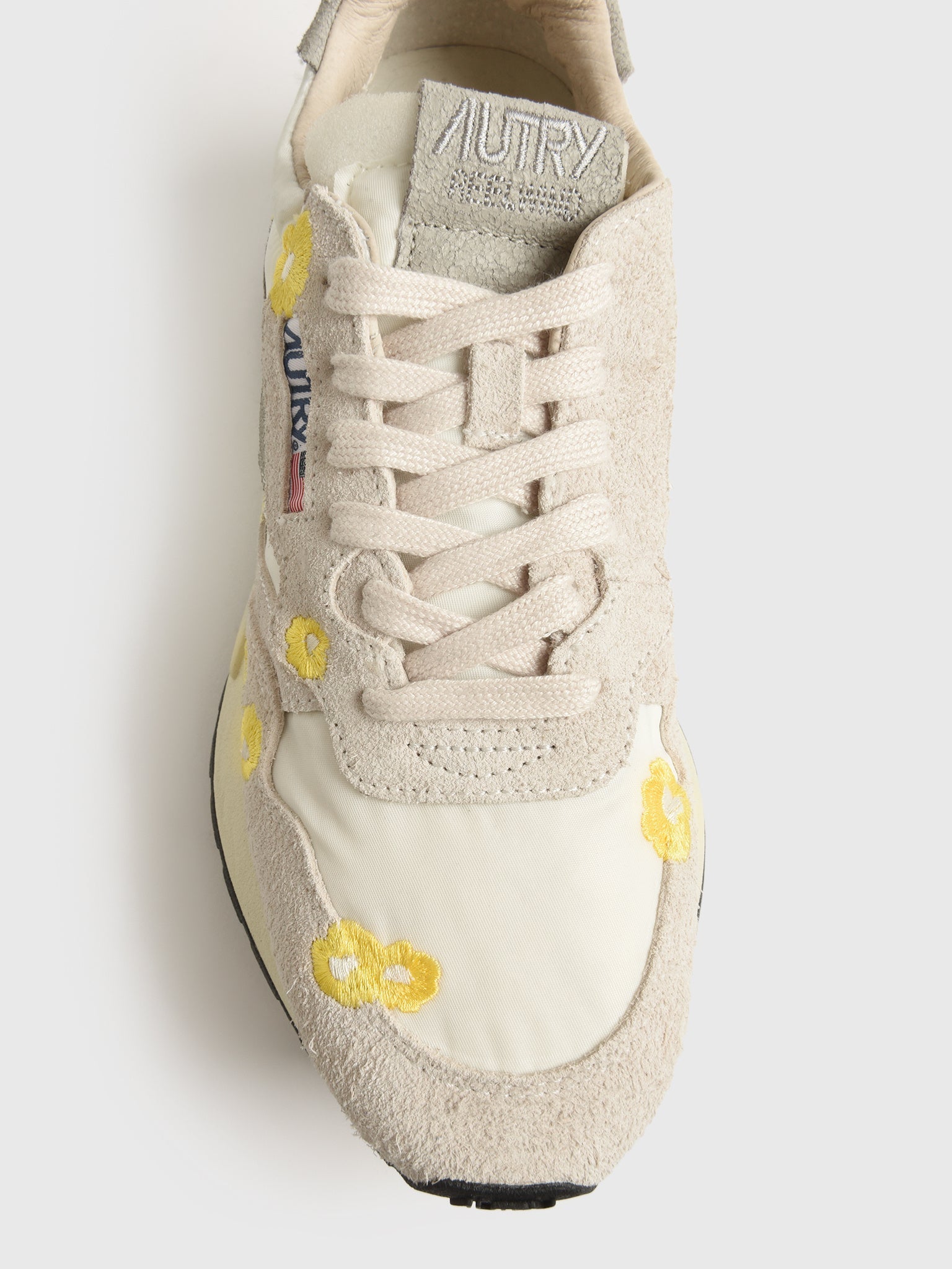 Autry Women's Reelwind Low Sneaker