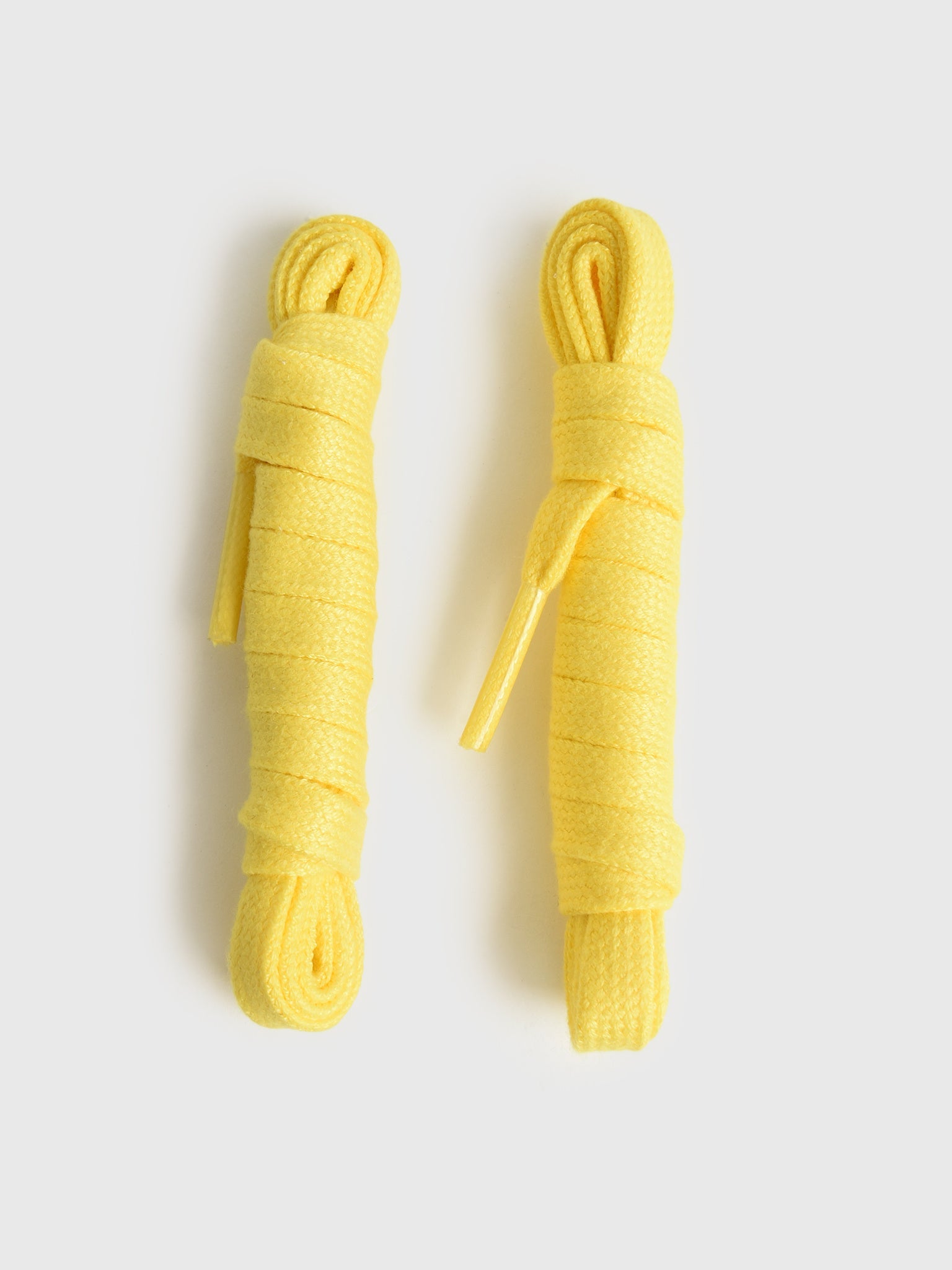 Autry Women's Reelwind Low Sneaker