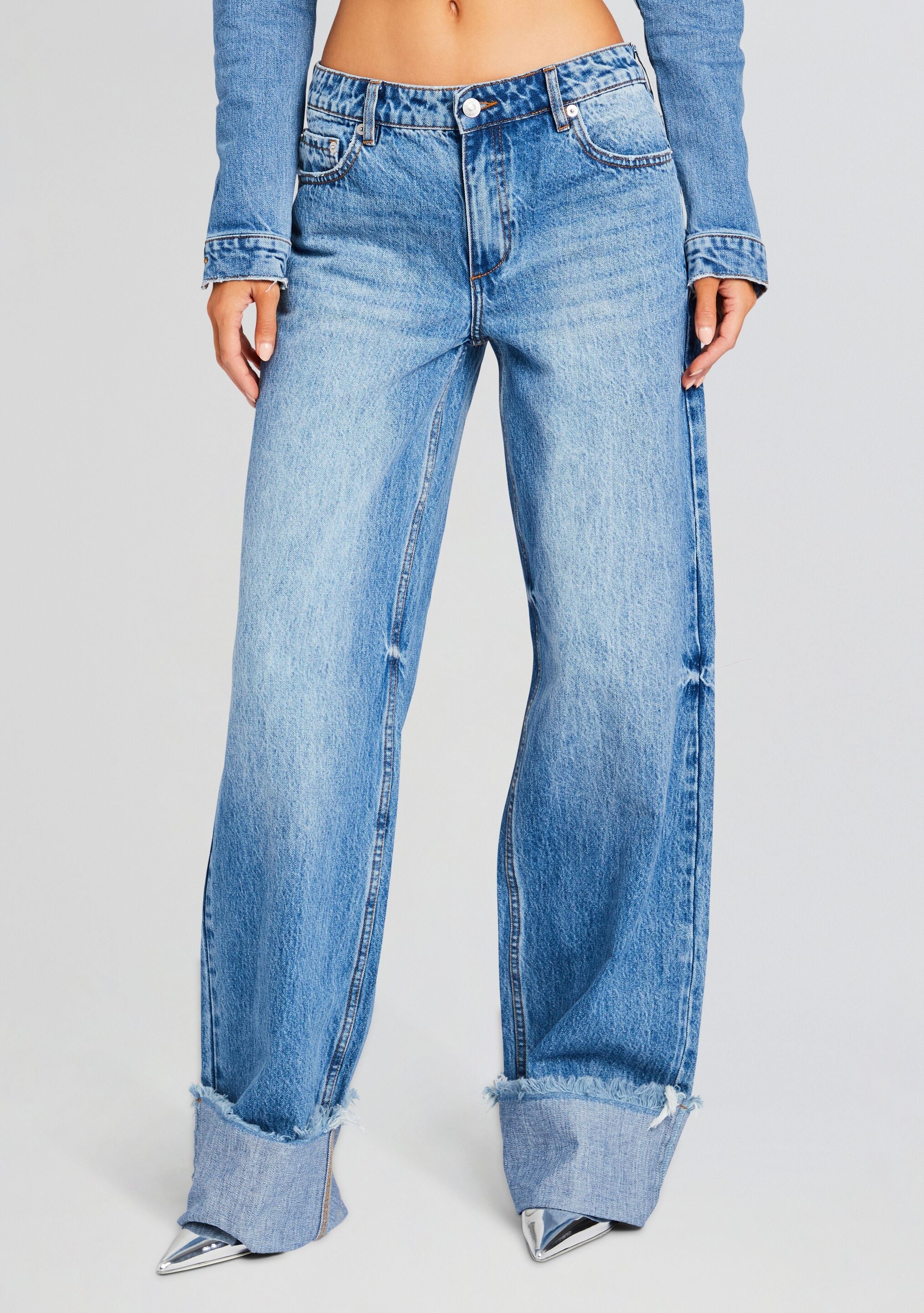 Margot Cuffed Boyfriend Jean