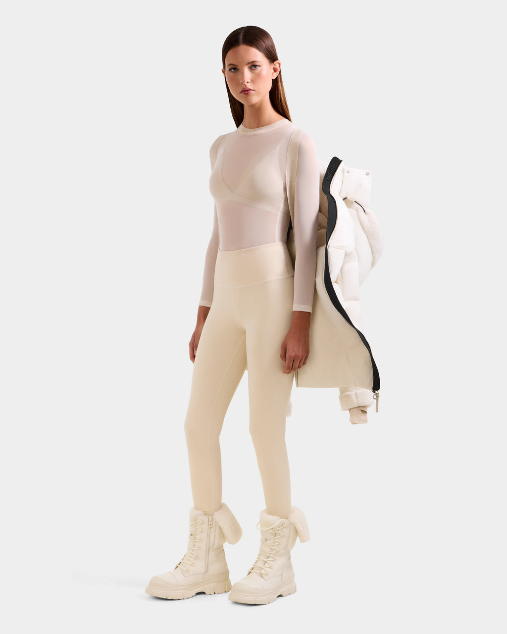 AUDREY L - 8124585 Vanilla