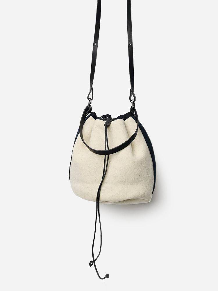 Muun Gibus Felt Crossbody