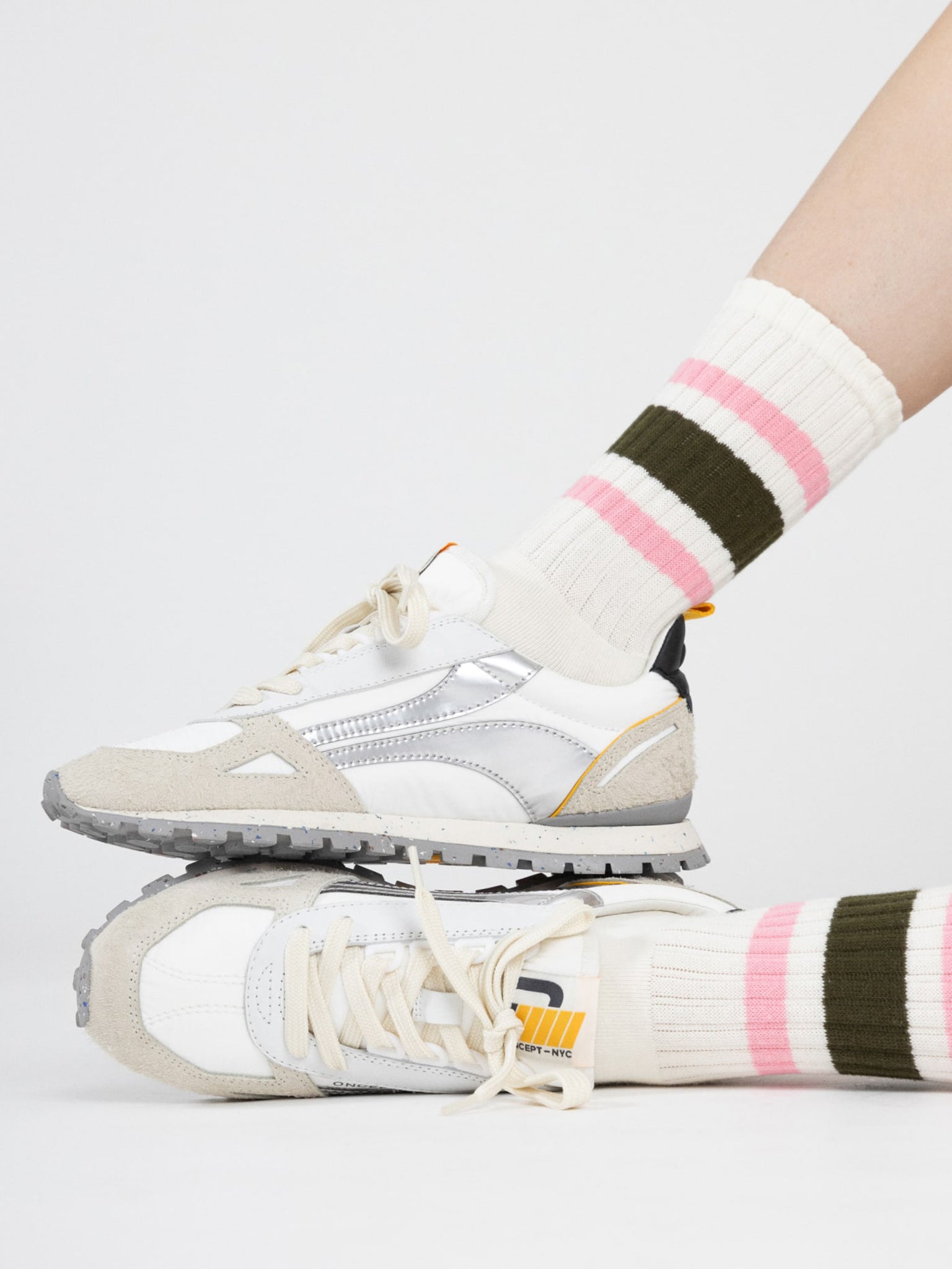 Oncept Women's Toronto Sneaker