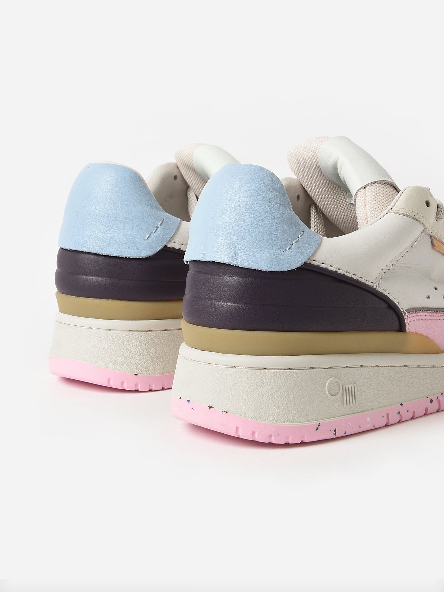 Oncept Women's Paris Sneaker