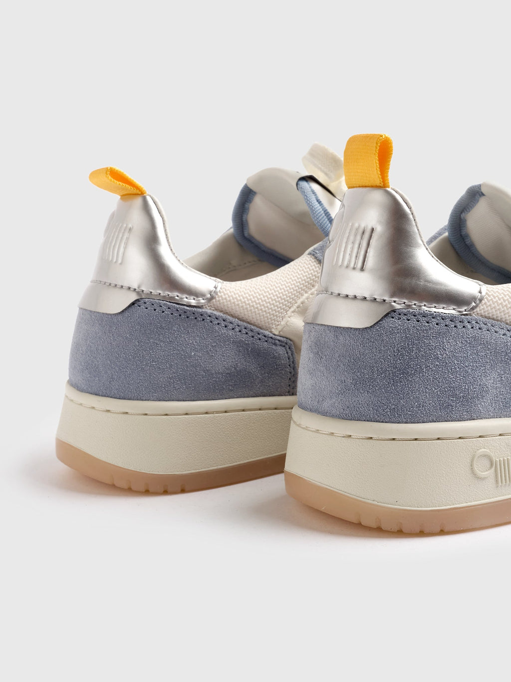 Oncept Women's Phoenix Sneaker