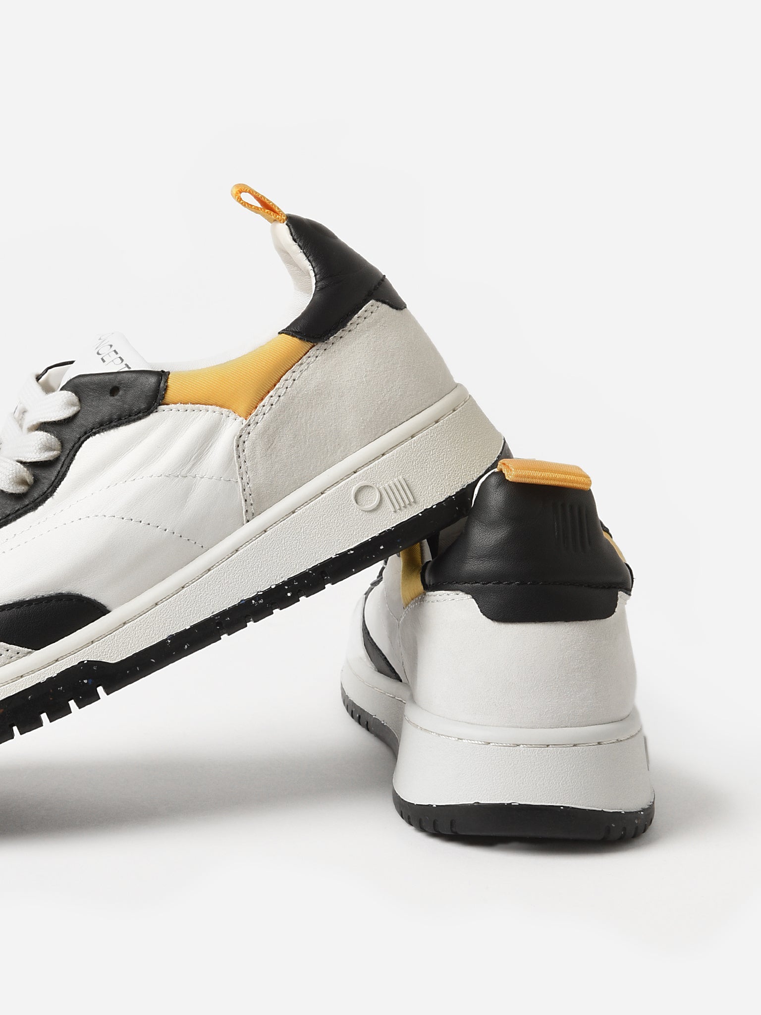 Oncept Women's Phoenix Sneaker