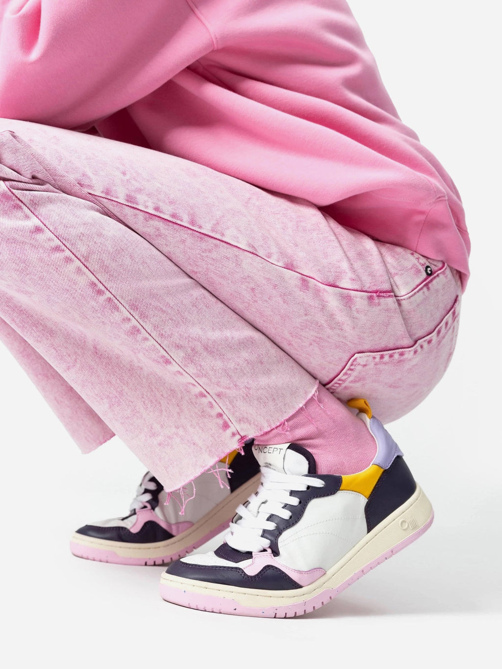 Oncept Women's Phoenix Sneaker