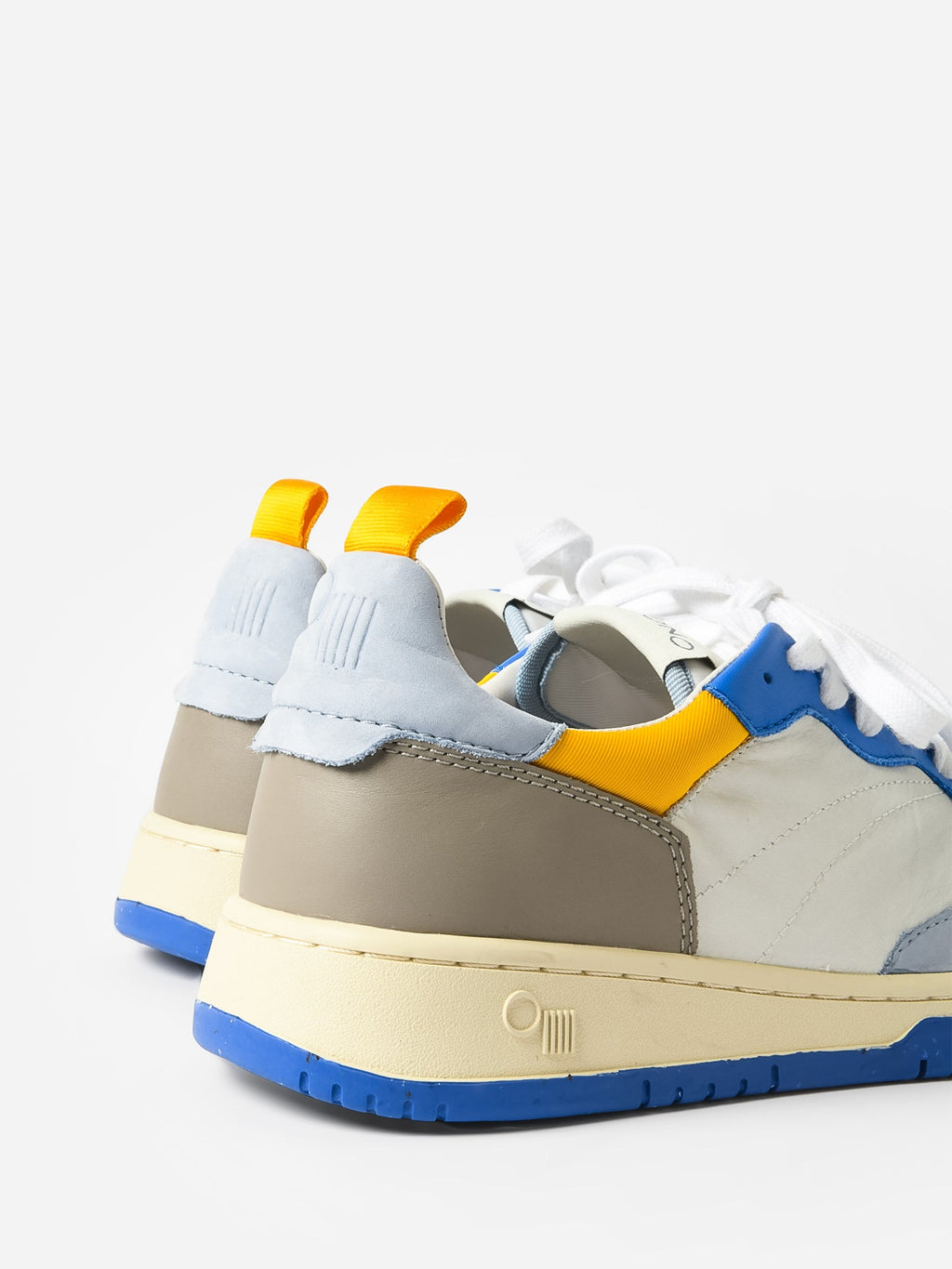 Oncept Women's Phoenix Sneaker