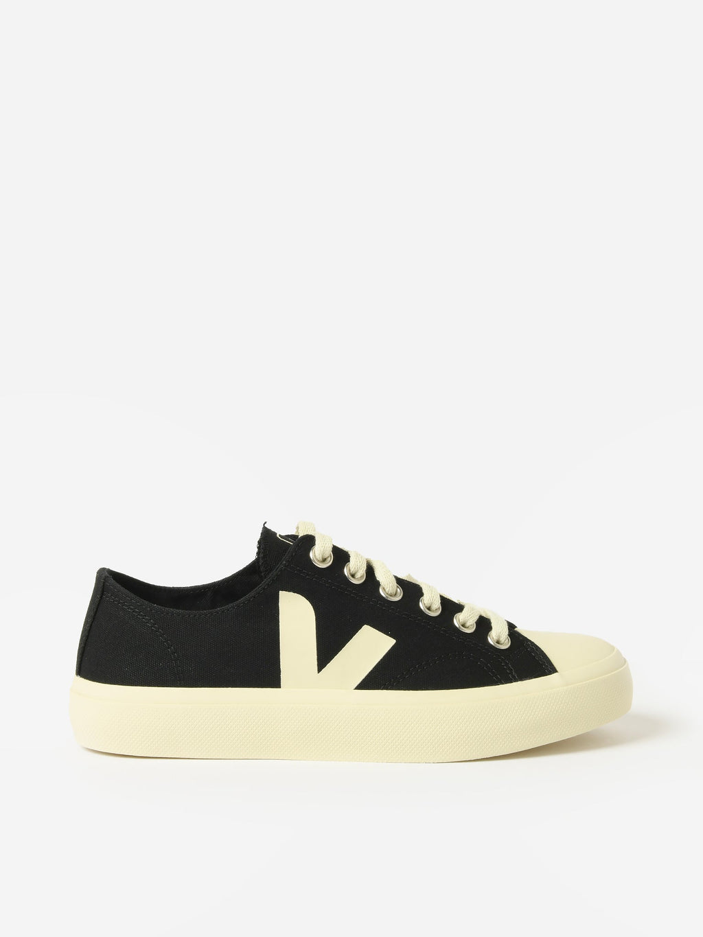 VEJA Women's Wata II Low Canvas Sneaker