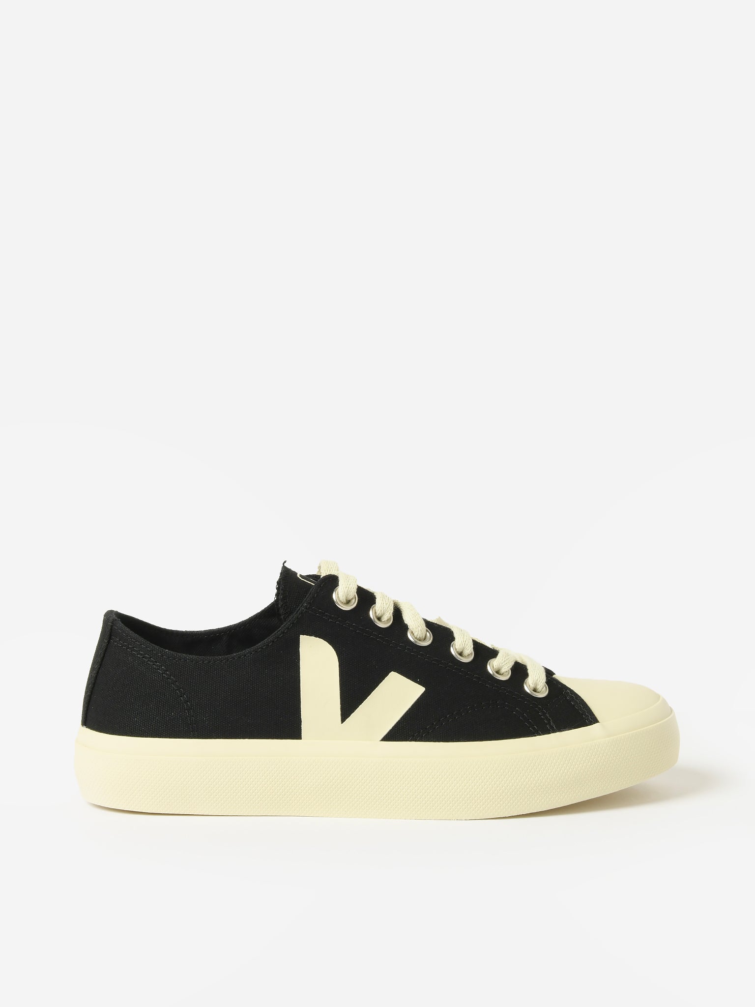 VEJA Women's Wata II Low Canvas Sneaker