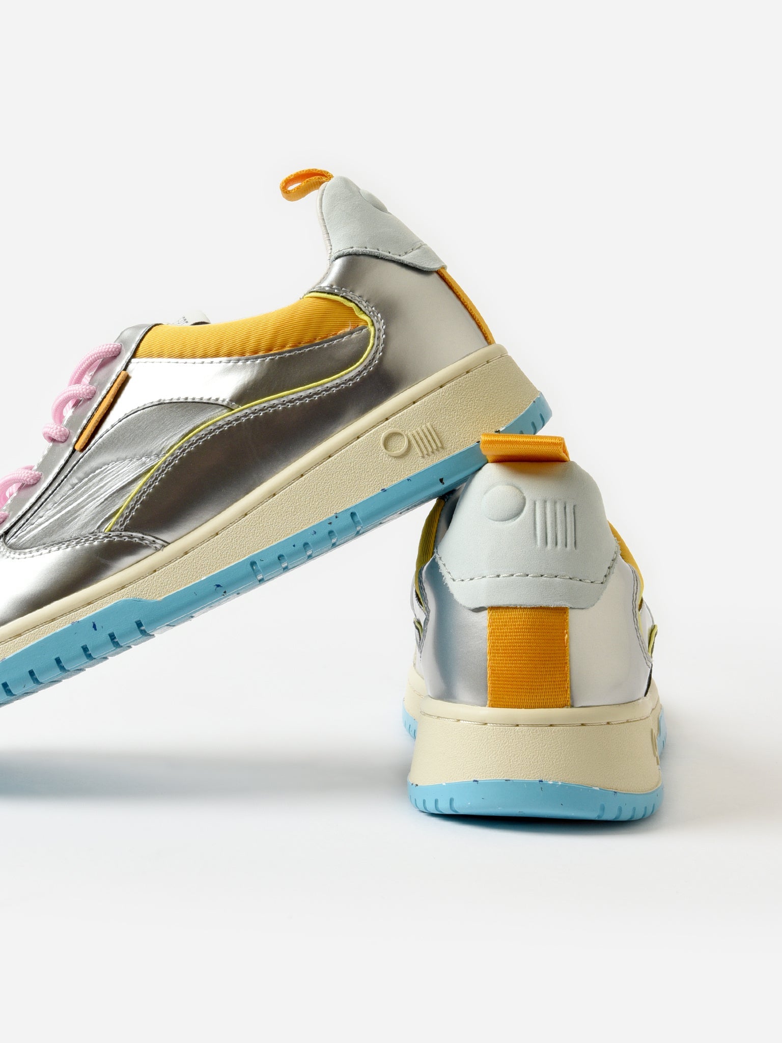 Oncept Women's Porto Sneaker