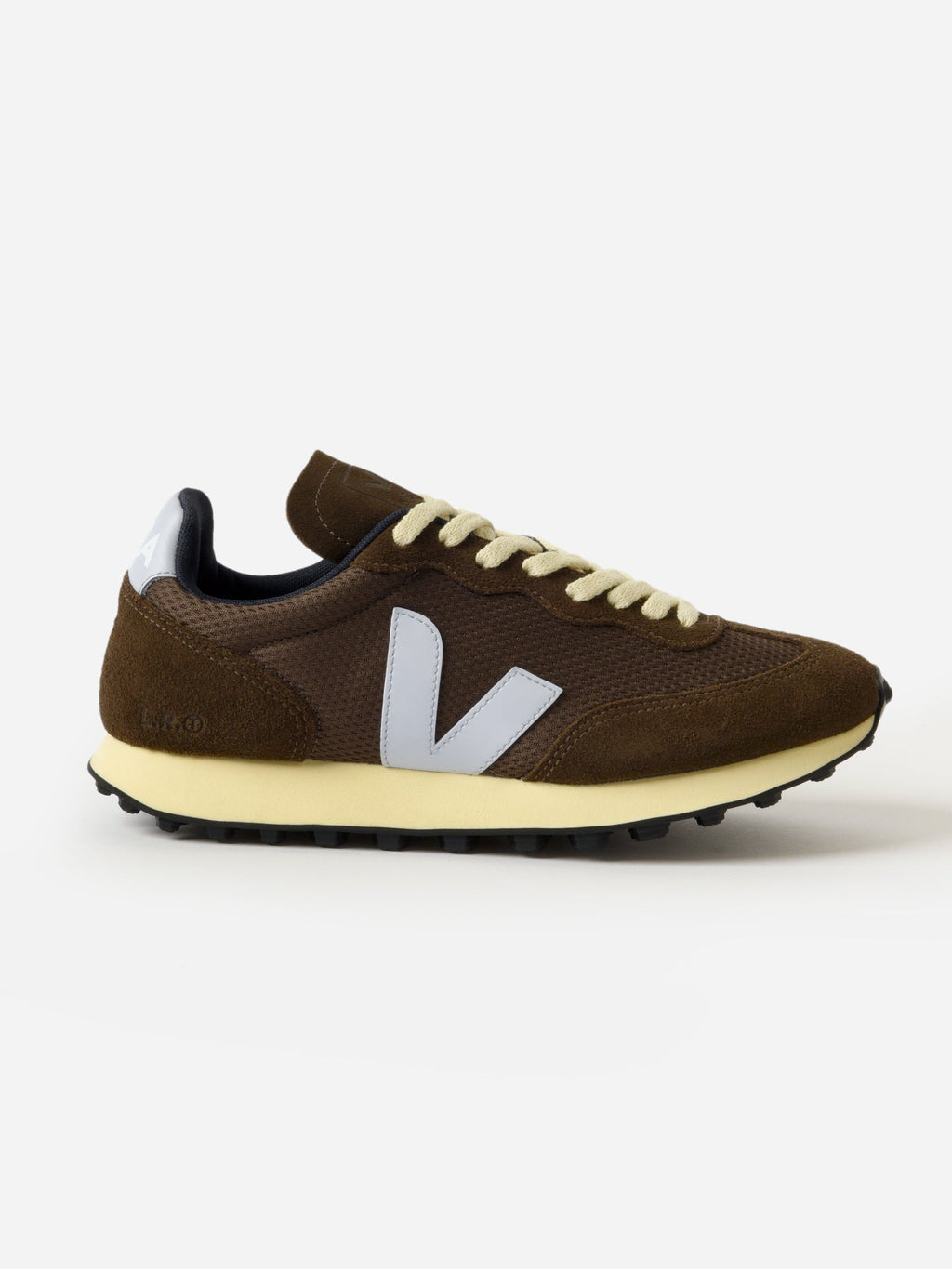 VEJA Women's Rio Branco Alveomesh Sneaker