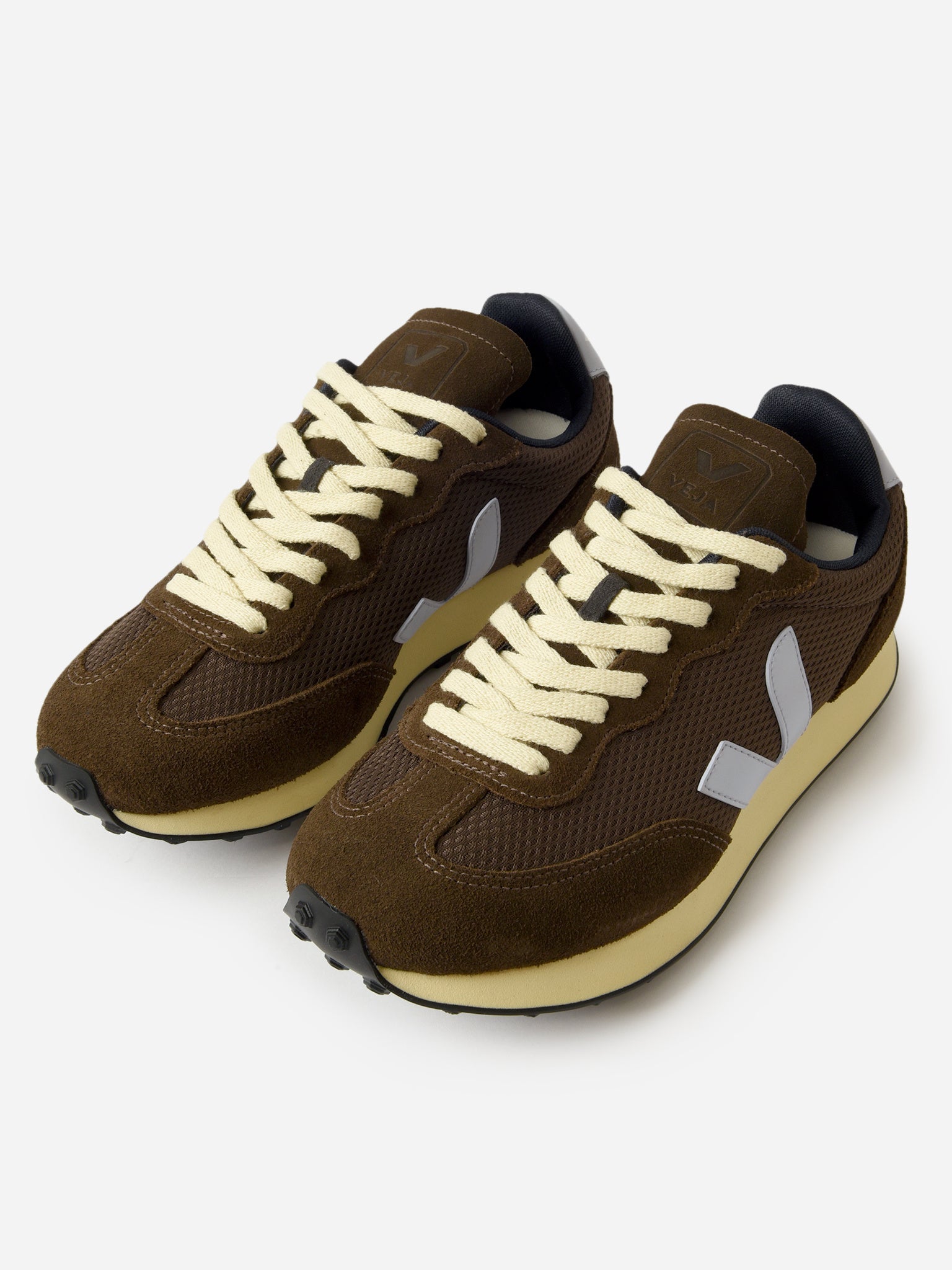 VEJA Women's Rio Branco Alveomesh Sneaker