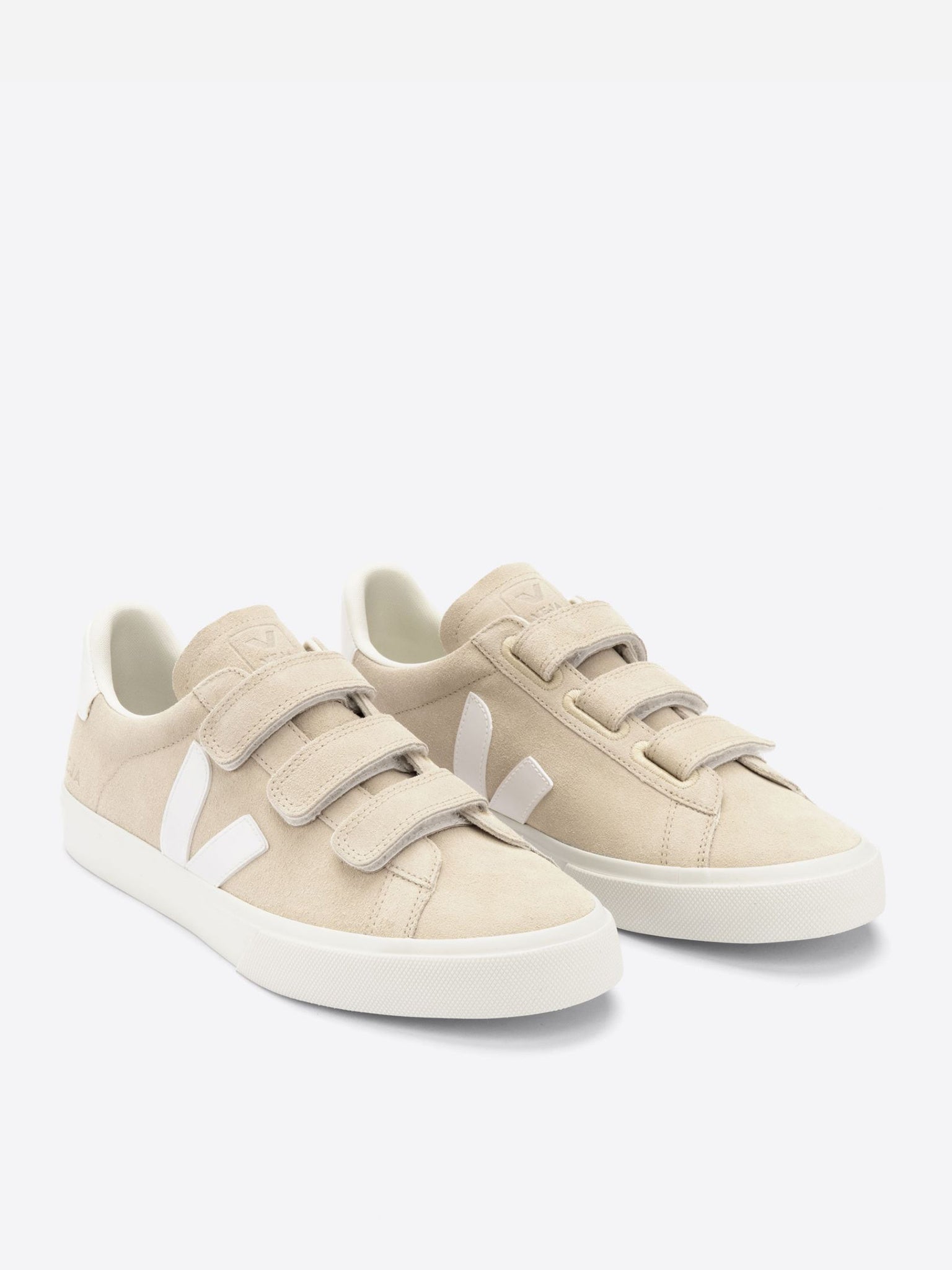 VEJA Women's Recife Chromefree Leather Sneaker
