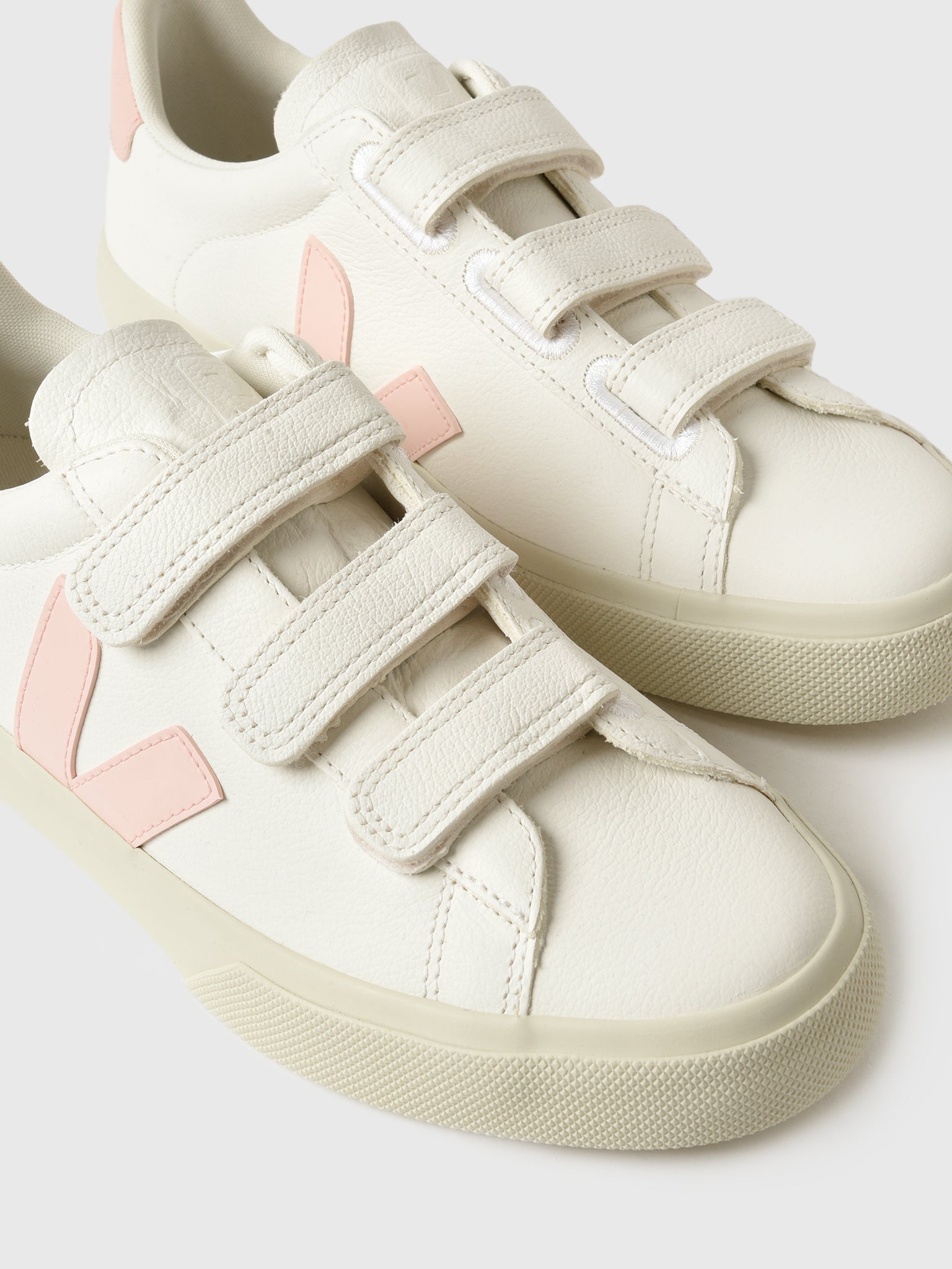 VEJA Women's Recife Chromefree Leather Sneaker