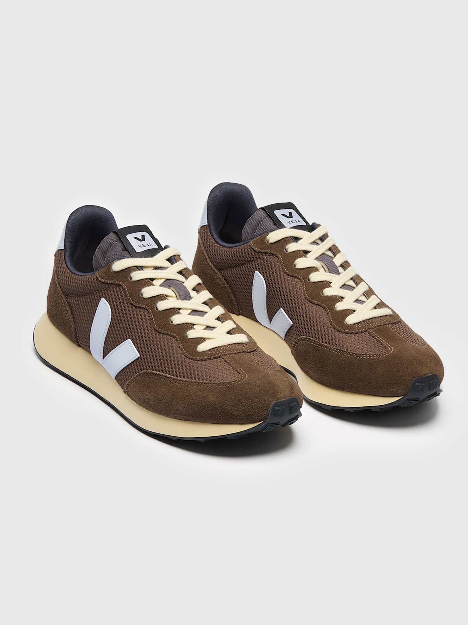 VEJA Women's Rio Branco II Alveomesh Sneaker