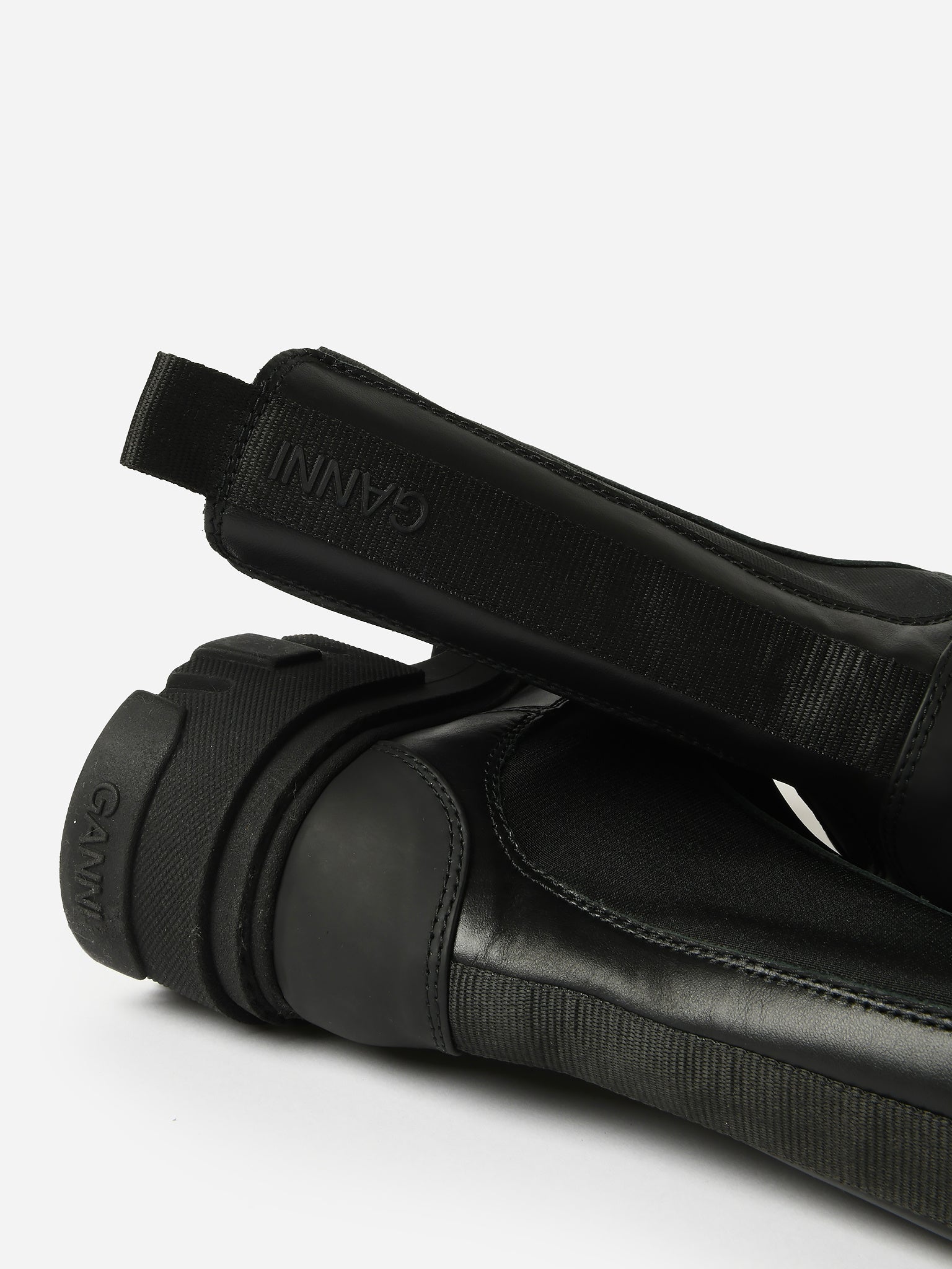 GANNI Women's Mid Chelsea Boot