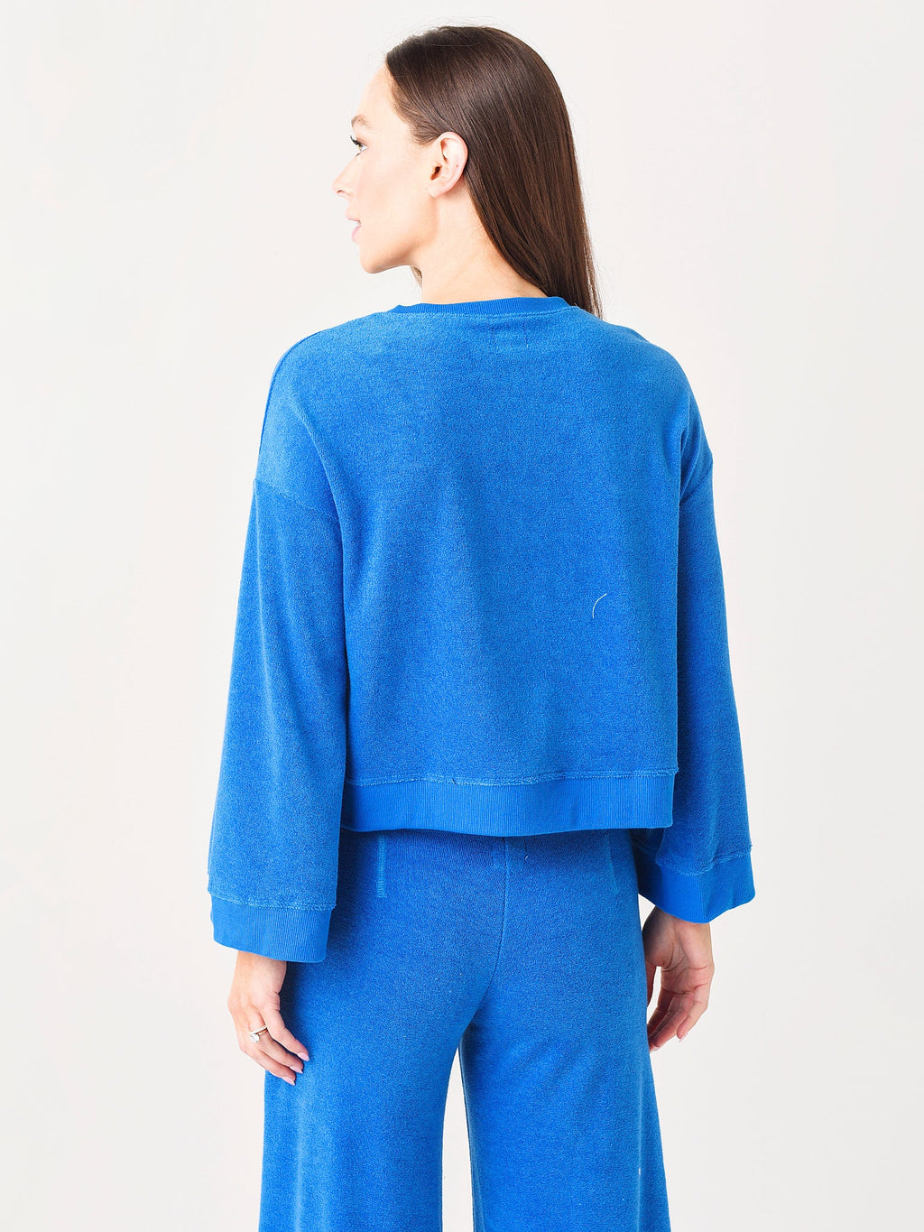 Warm Women's Minimal Sweatshirt