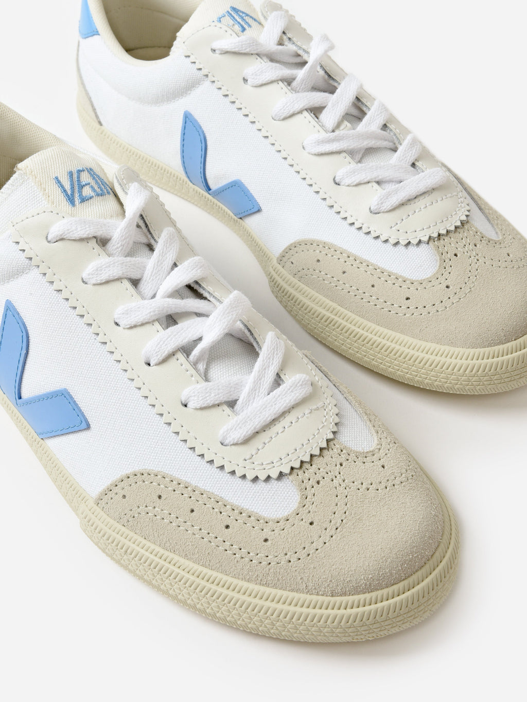 VEJA Women's Volley Canvas Sneaker