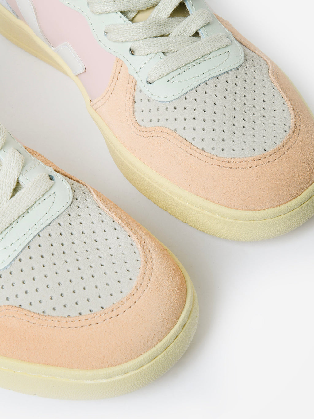 VEJA Women's V-15 Leather Sneaker