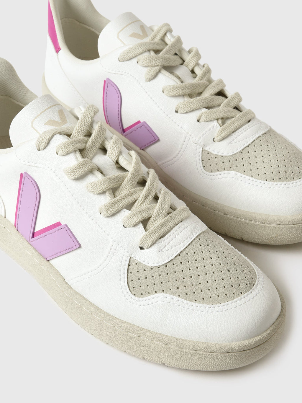 VEJA Women's V-10 CWL Sneaker