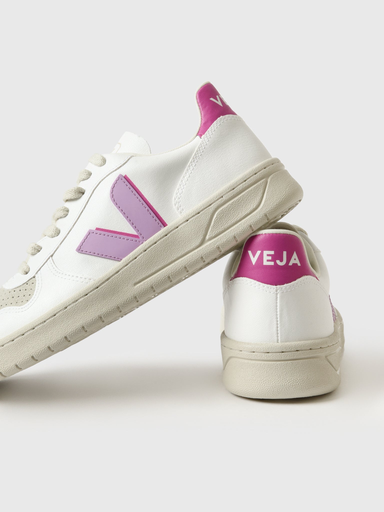 VEJA Women's V-10 CWL Sneaker