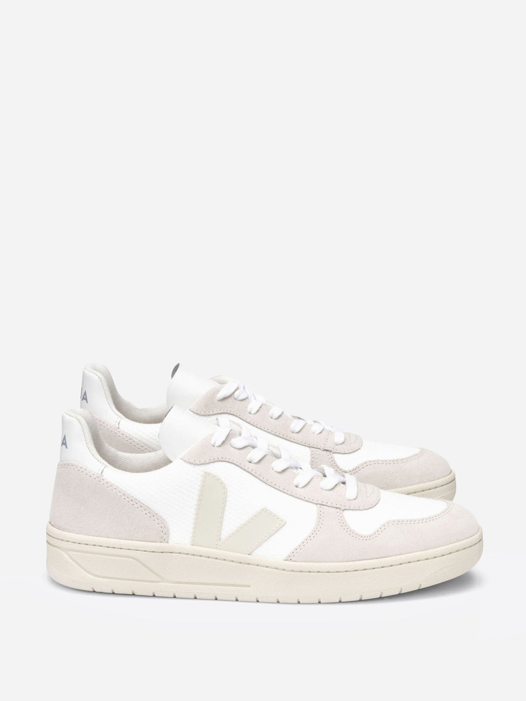 VEJA Women's V-10 B-Mesh Sneaker