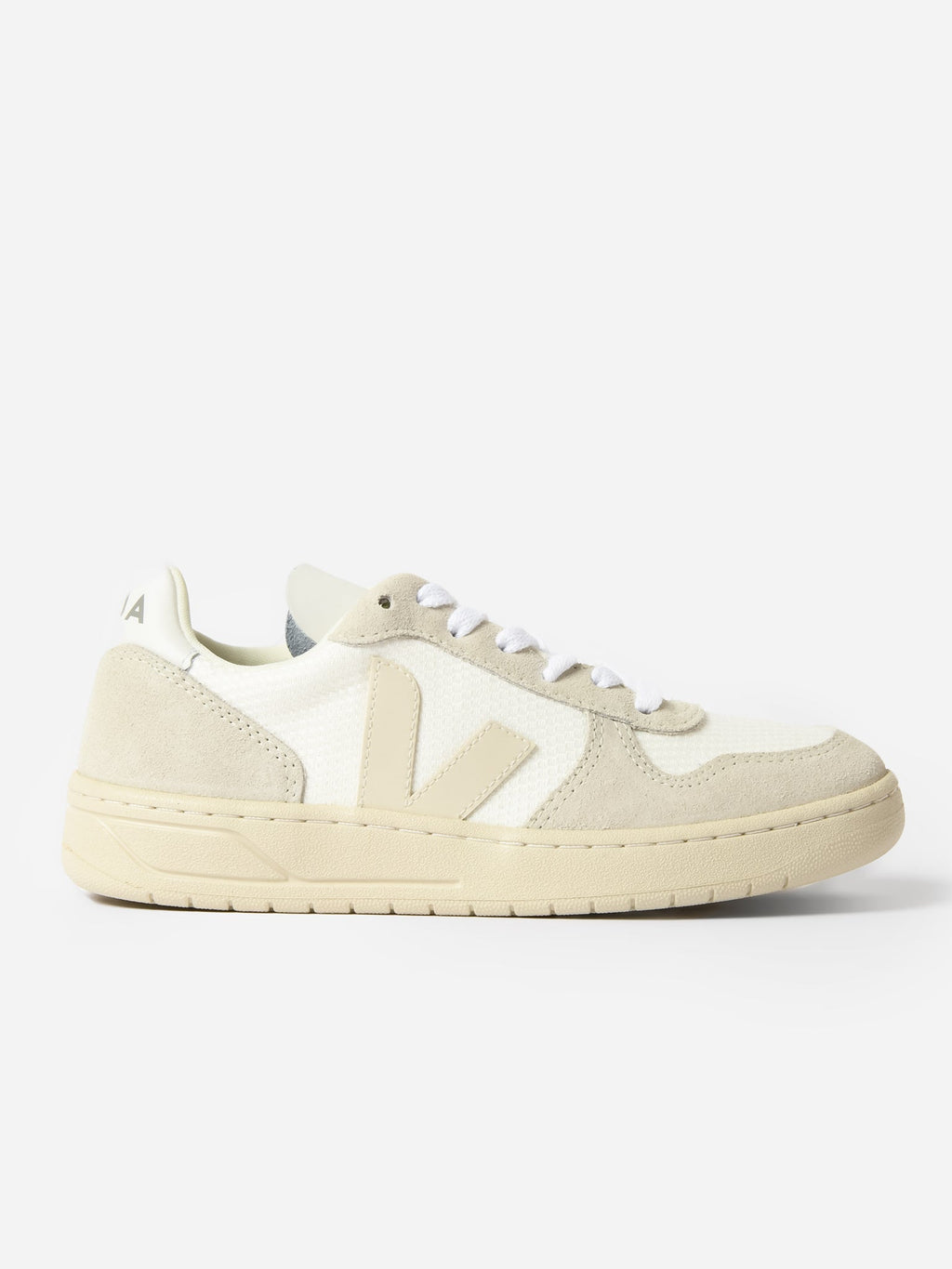 VEJA Women's V-10 B-Mesh Sneaker