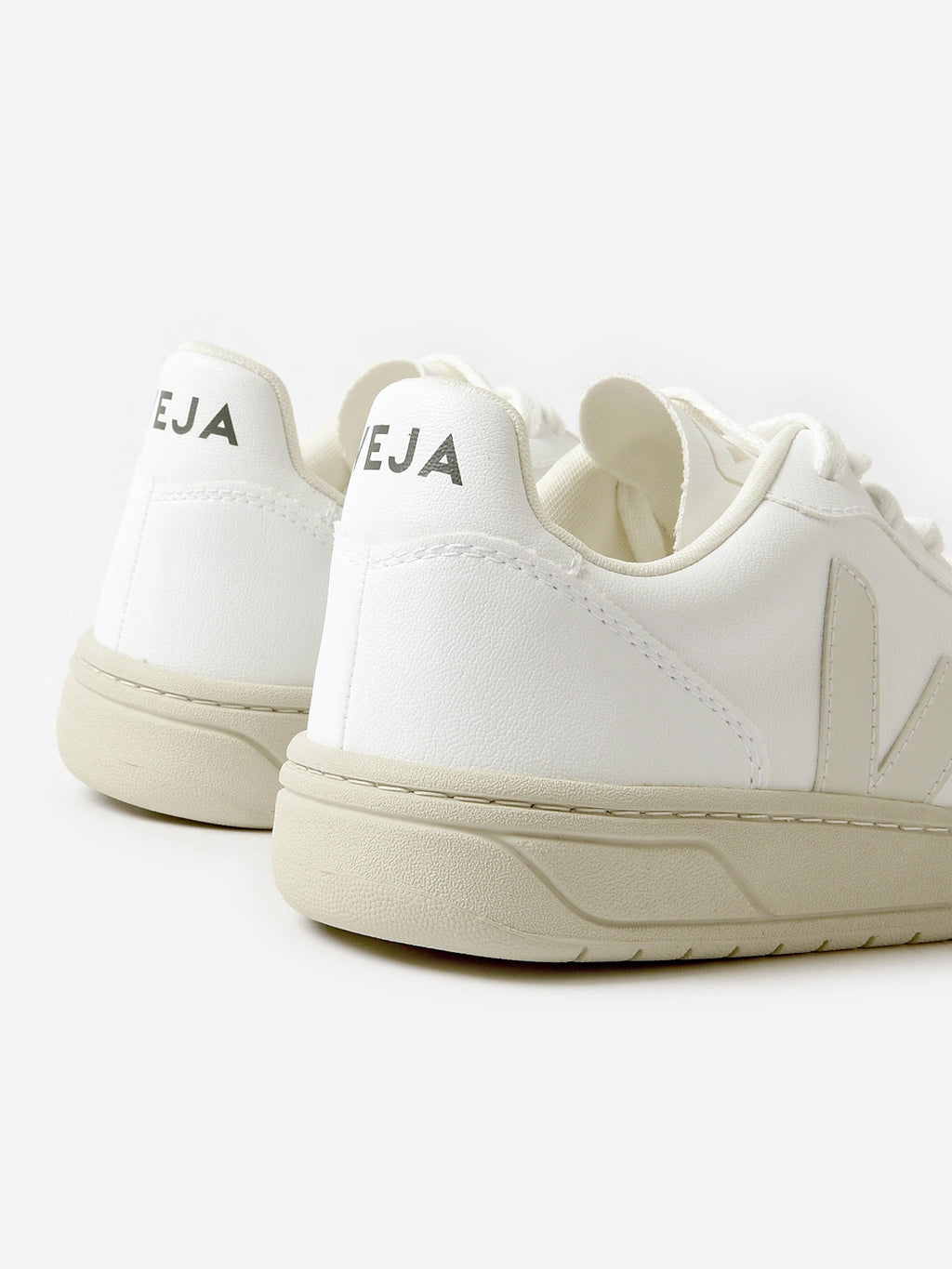 VEJA Women's V-10 CWL Sneaker