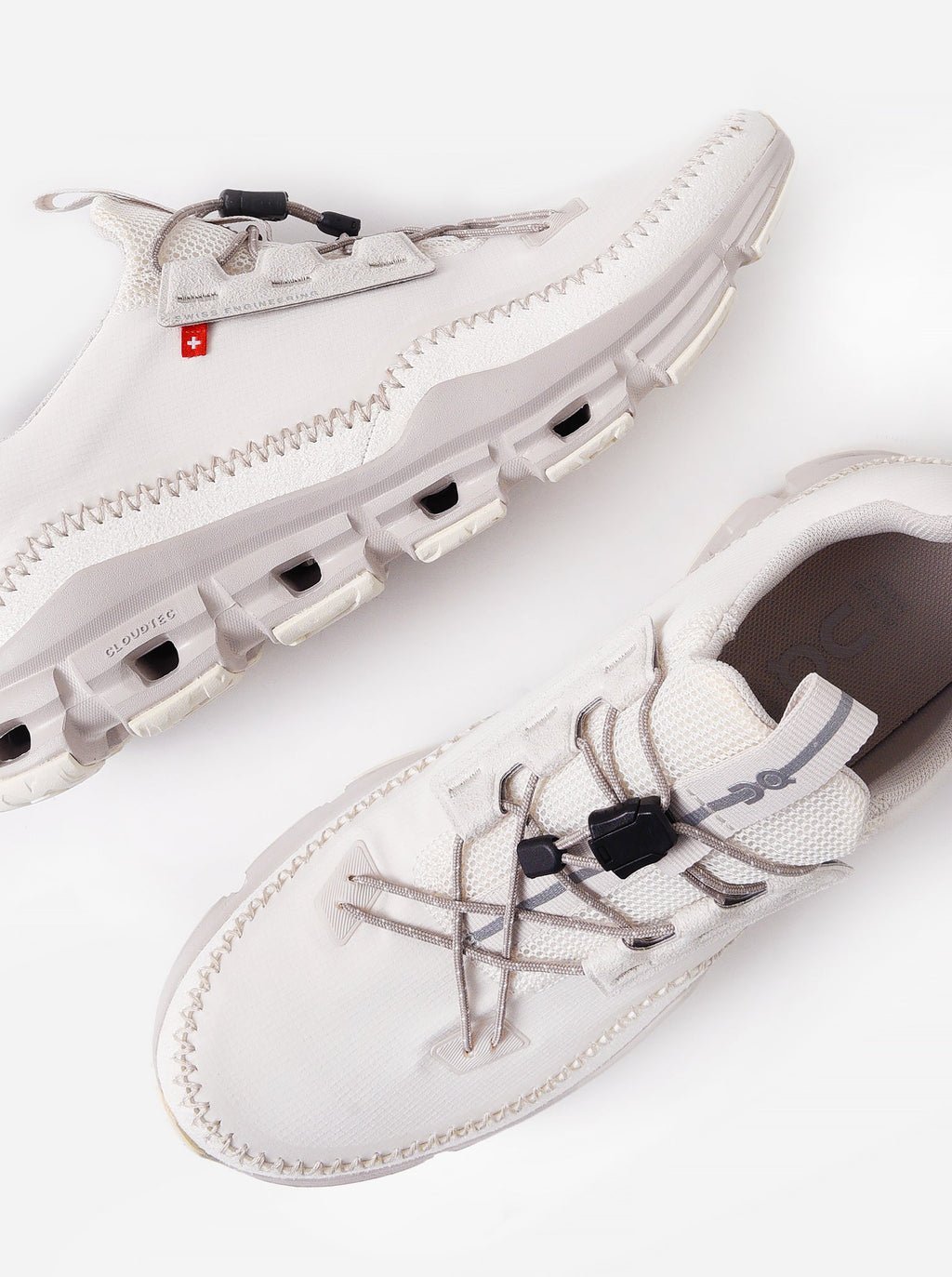 ON Women's Cloudaway Sneaker