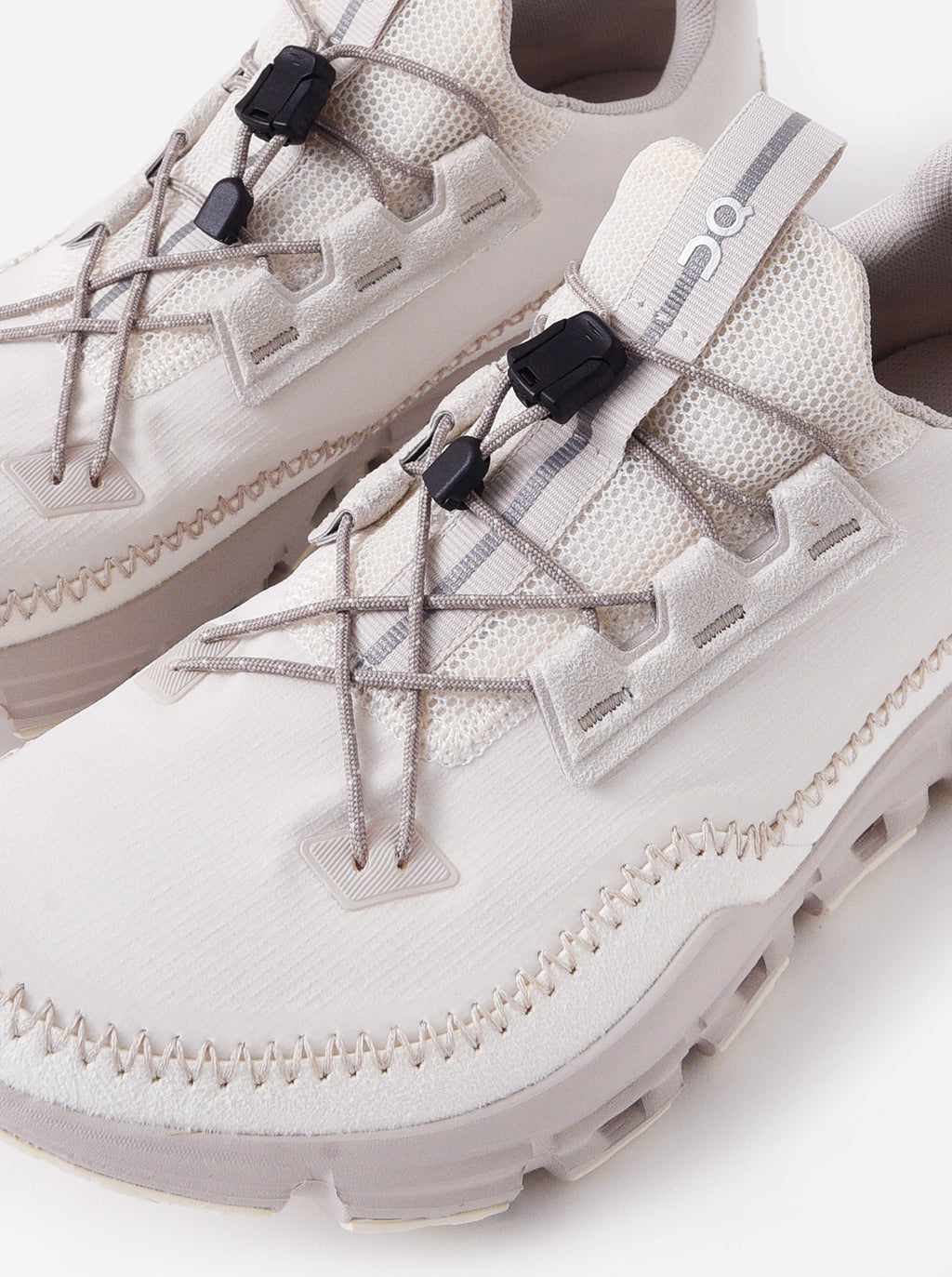 ON Women's Cloudaway Sneaker