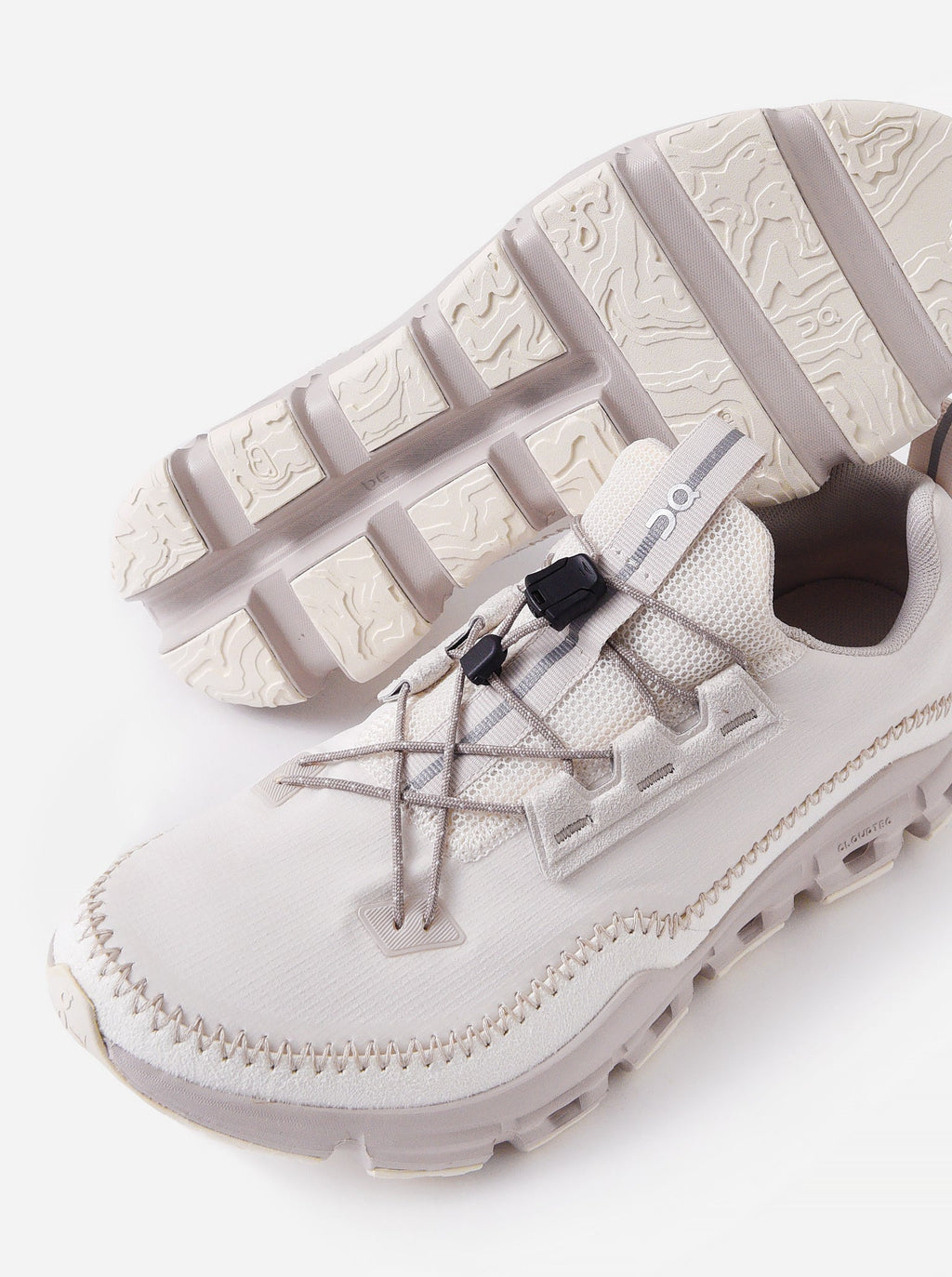 ON Women's Cloudaway Sneaker