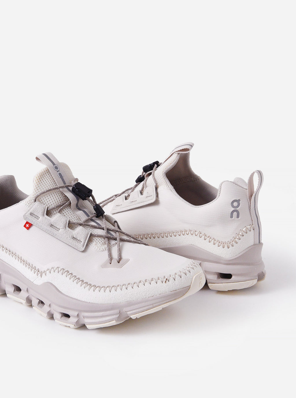 ON Women's Cloudaway Sneaker