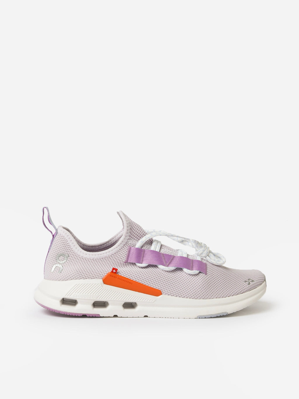 ON Women's Cloudeasy Sneaker