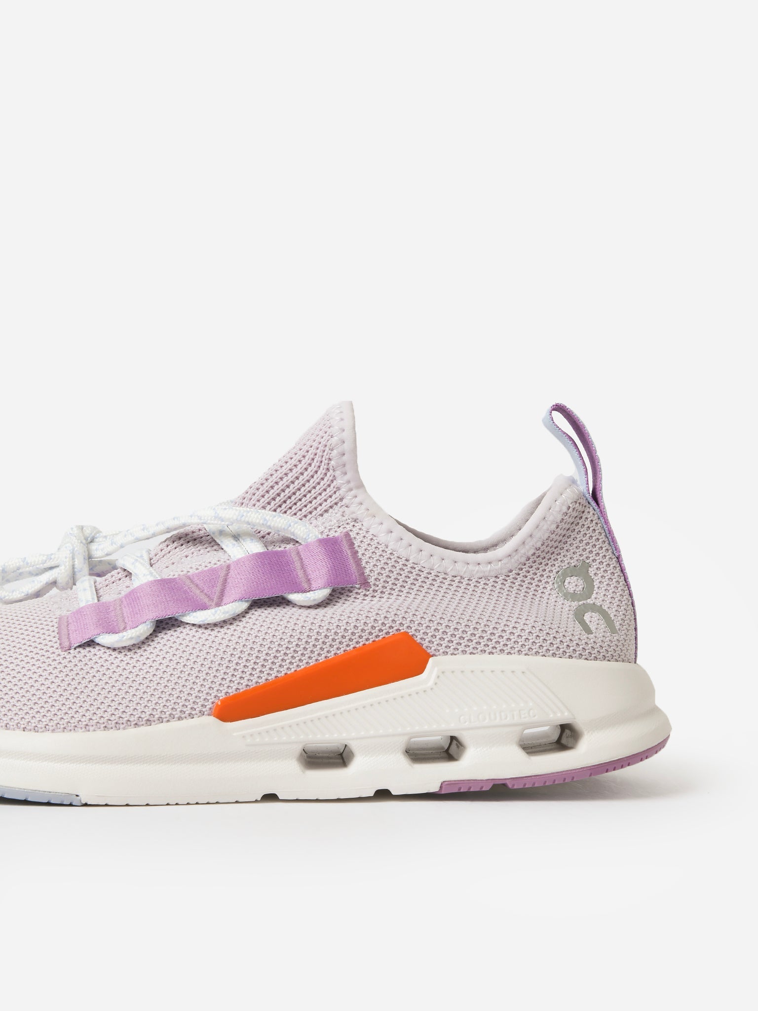 ON Women's Cloudeasy Sneaker