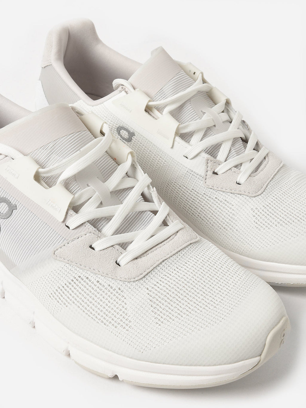 ON Women's Cloudrift Sneaker