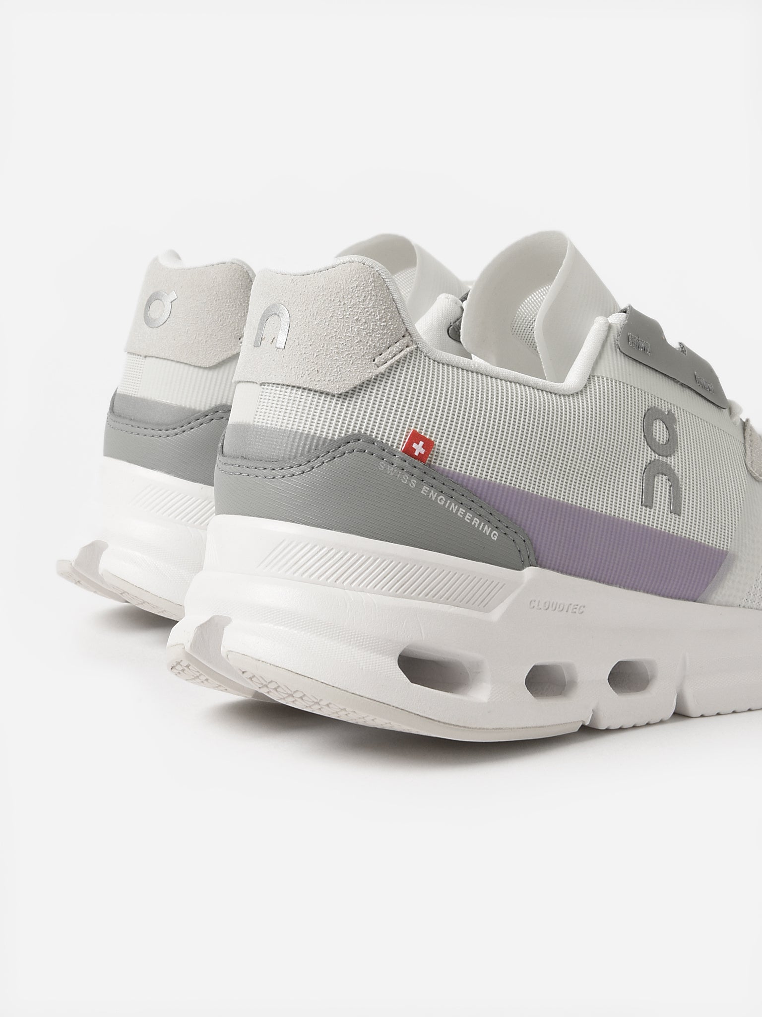 ON Women's Cloudrift Sneaker