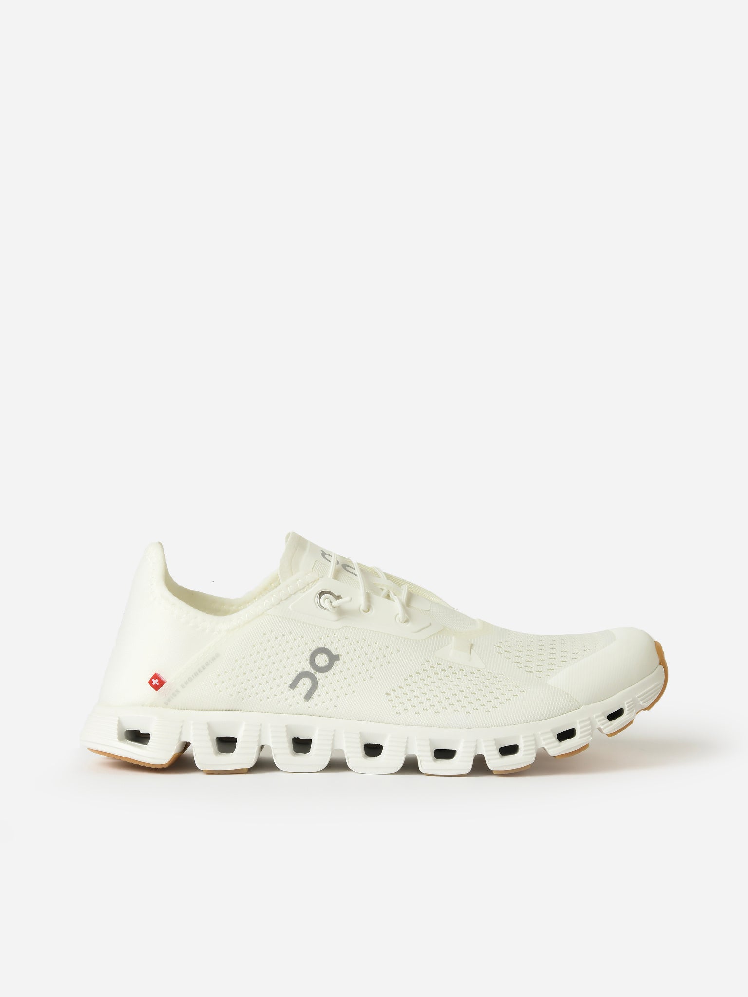 ON Women's Cloud 5 Coast Sneaker