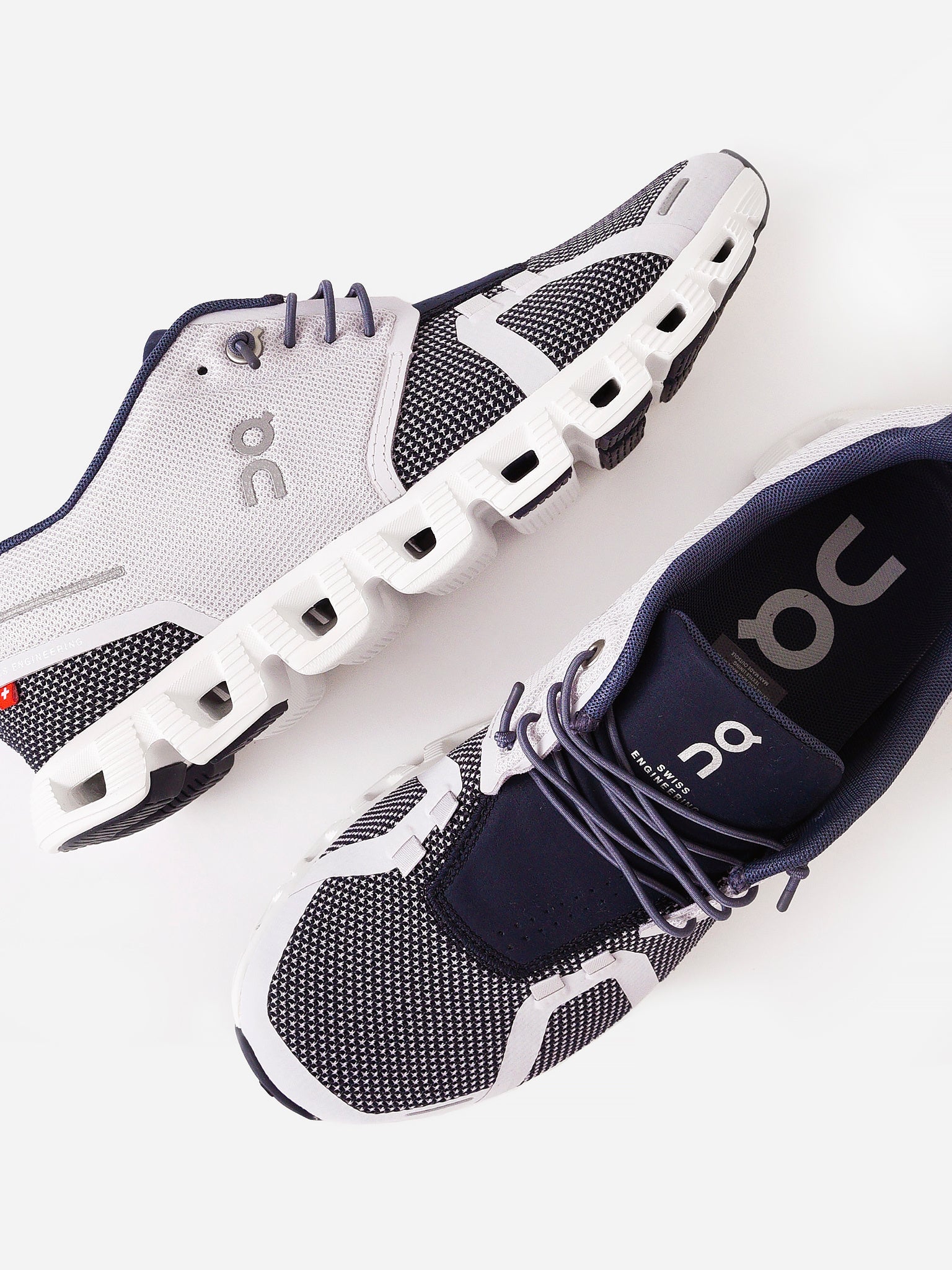 ON Women's Cloud 5 Combo Sneaker