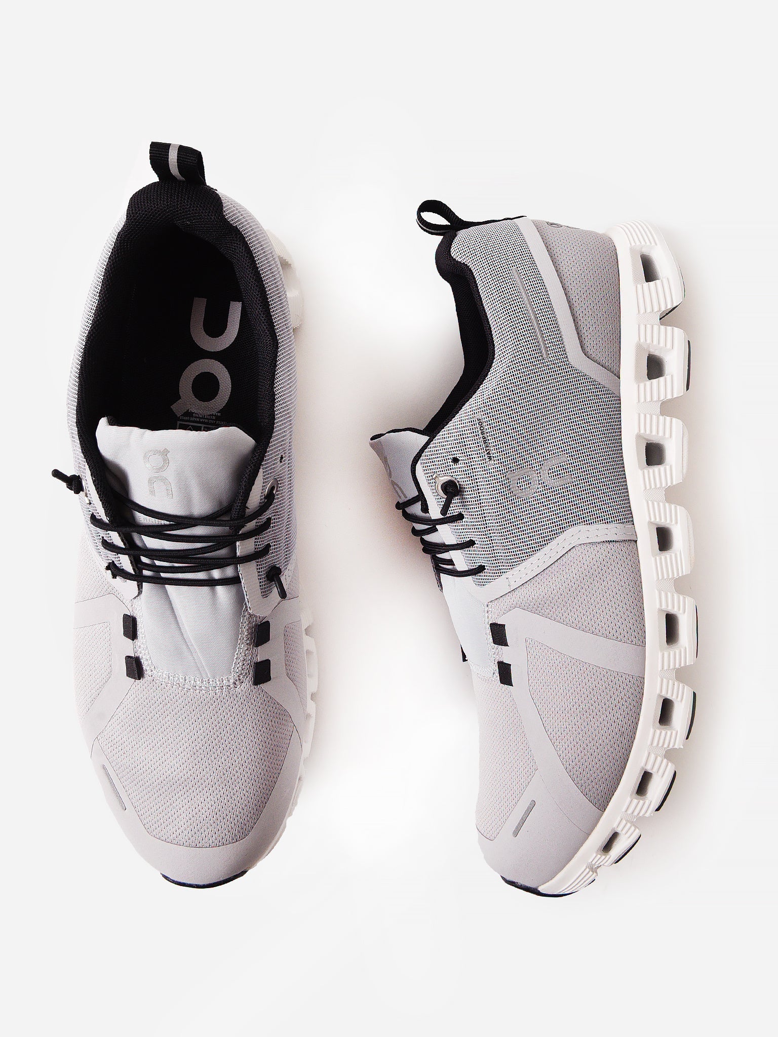 ON Women's Cloud 5 Waterproof Sneaker