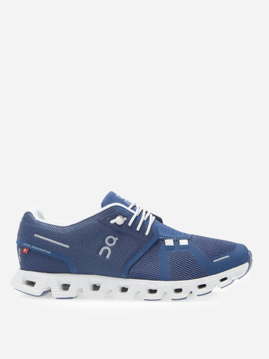 ON Women's Cloud 5 Sneaker