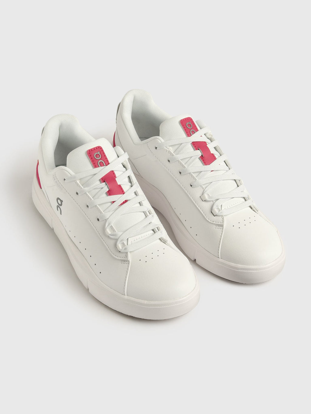 ON Women's The Roger Advantage Sneaker