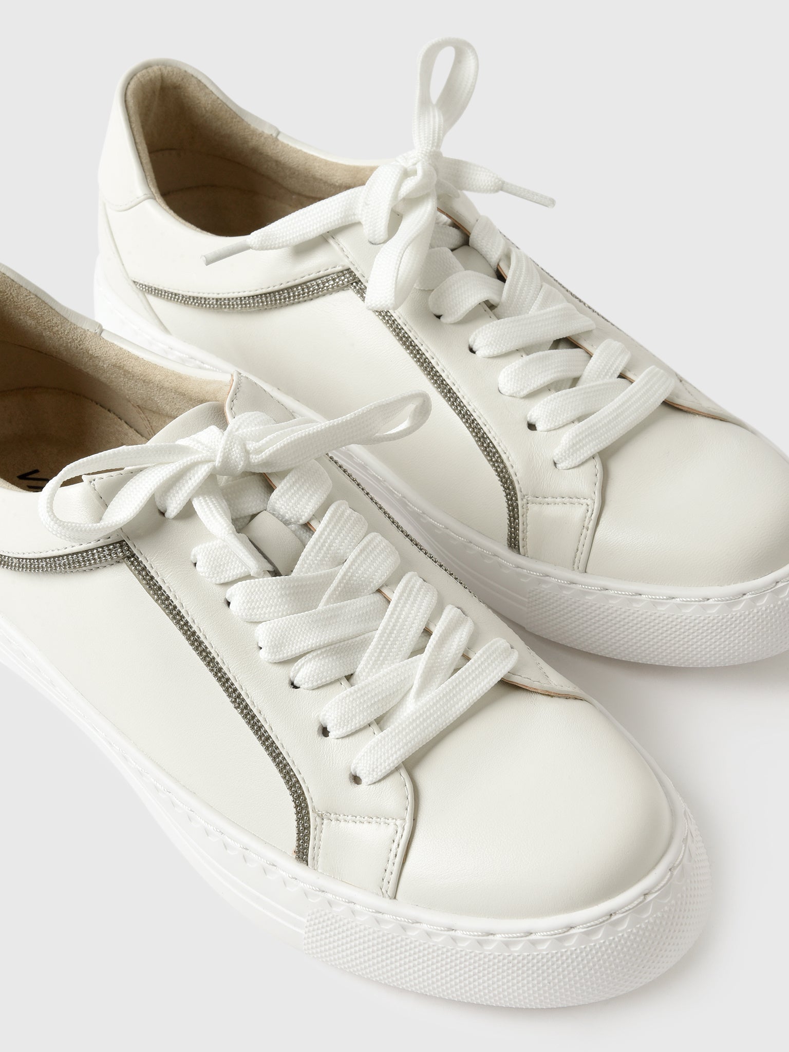 Vaneli Women's Yamma Sneaker